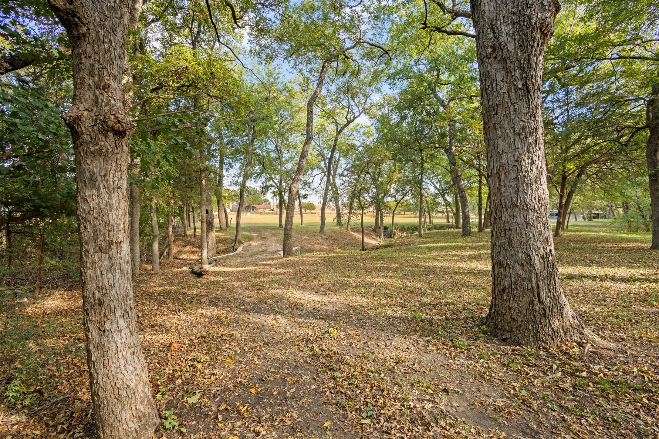 Discover this breathtaking 5.9-acre estate located on East Bound Frontage Road in Grand Prairie.