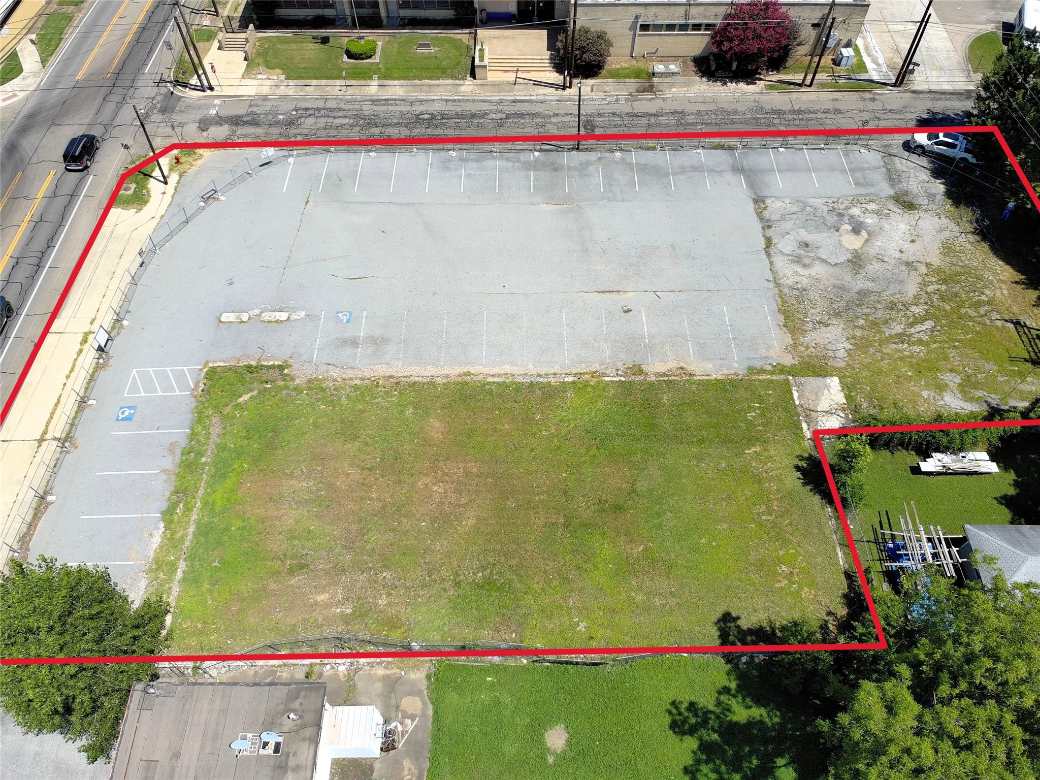 Unimproved Land For Sale in Fannin County , 920 N Center Street, Bonham, Texas 75418, 0, 0, Garage spaces, 0 Sqft, built in 2000, Preowned, mls#21090466, Real Estate Agent in Bonham, Homes For Sale in Fannin county, Homes For Sale in Bonham, Realtor in Bonham Texas, Real Estate Brokerage Independent Realty Texas, Luminita Cordes Realtor