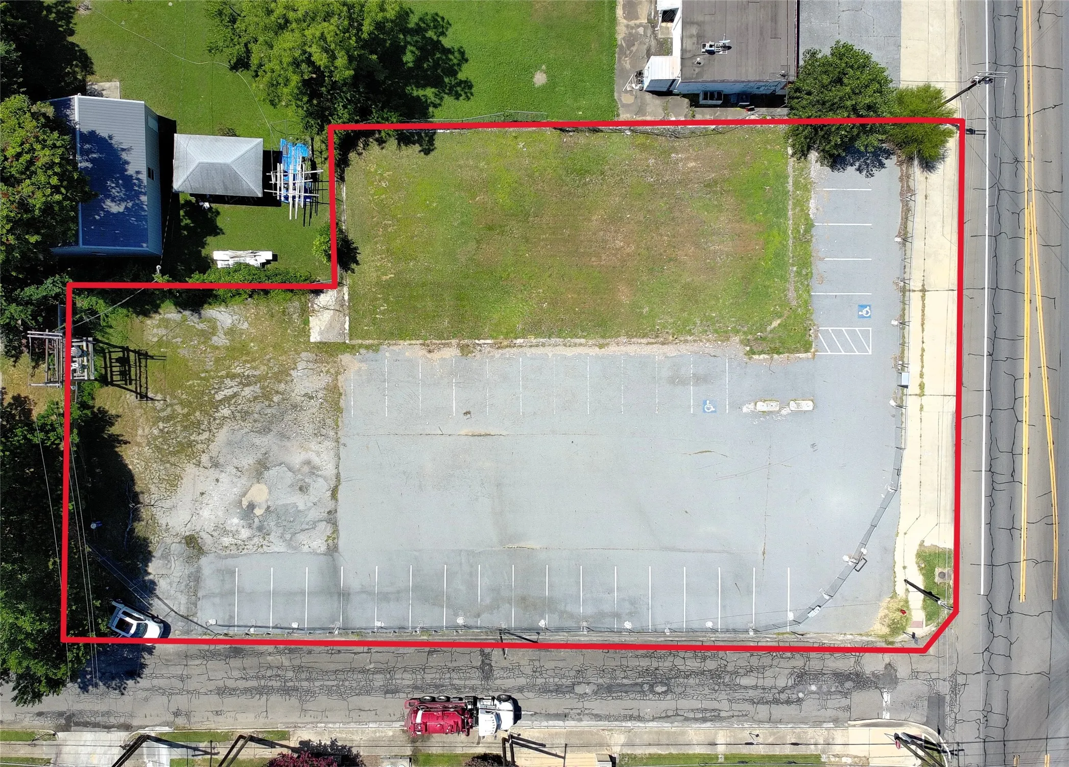 Unimproved Land For Sale in Fannin County , 920 N Center Street, Bonham, Texas 75418, 0, 0, Garage spaces, 0 Sqft, built in 2000, Preowned, mls#21090466, Real Estate Agent in Bonham, Homes For Sale in Fannin county, Homes For Sale in Bonham, Realtor in Bonham Texas, Real Estate Brokerage Independent Realty Texas, Luminita Cordes Realtor