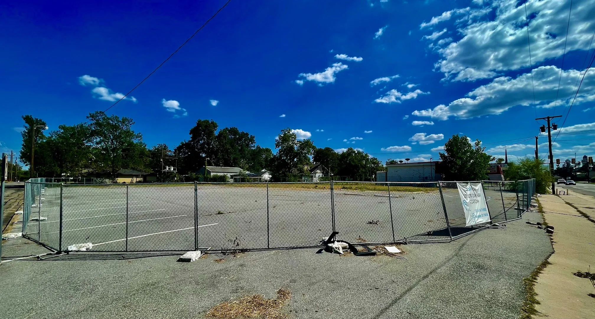 Unimproved Land For Sale in Fannin County , 920 N Center Street, Bonham, Texas 75418, 0, 0, Garage spaces, 0 Sqft, built in 2000, Preowned, mls#21090466, Real Estate Agent in Bonham, Homes For Sale in Fannin county, Homes For Sale in Bonham, Realtor in Bonham Texas, Real Estate Brokerage Independent Realty Texas, Luminita Cordes Realtor