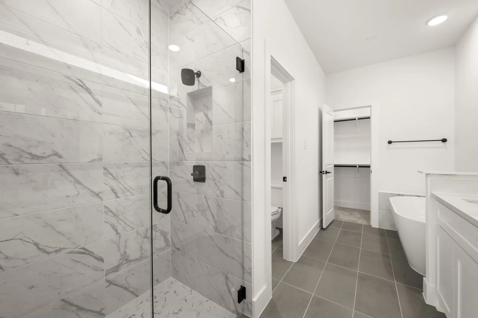 405 Newpark- Primary Suite-3