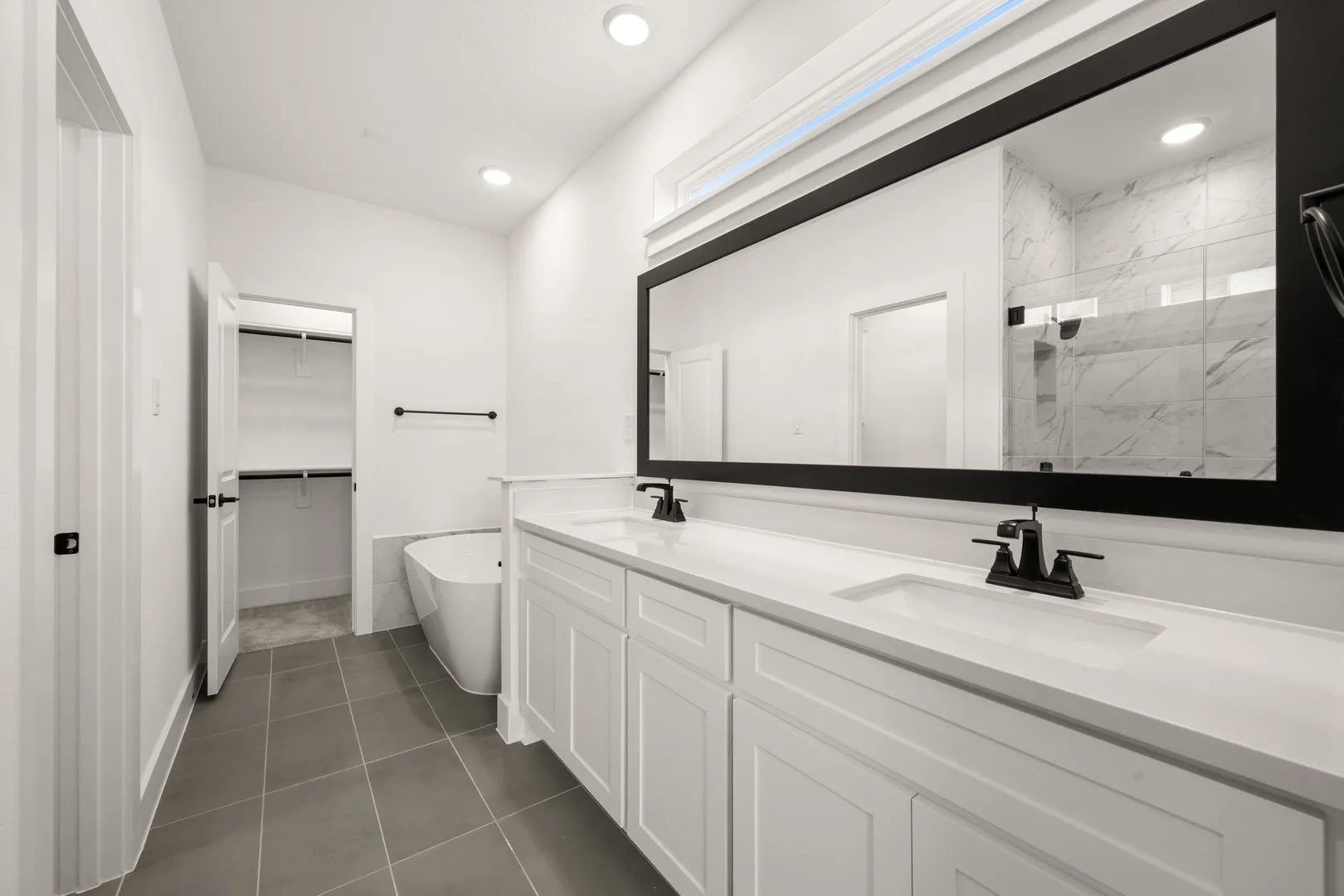 405 Newpark- Primary Suite-4