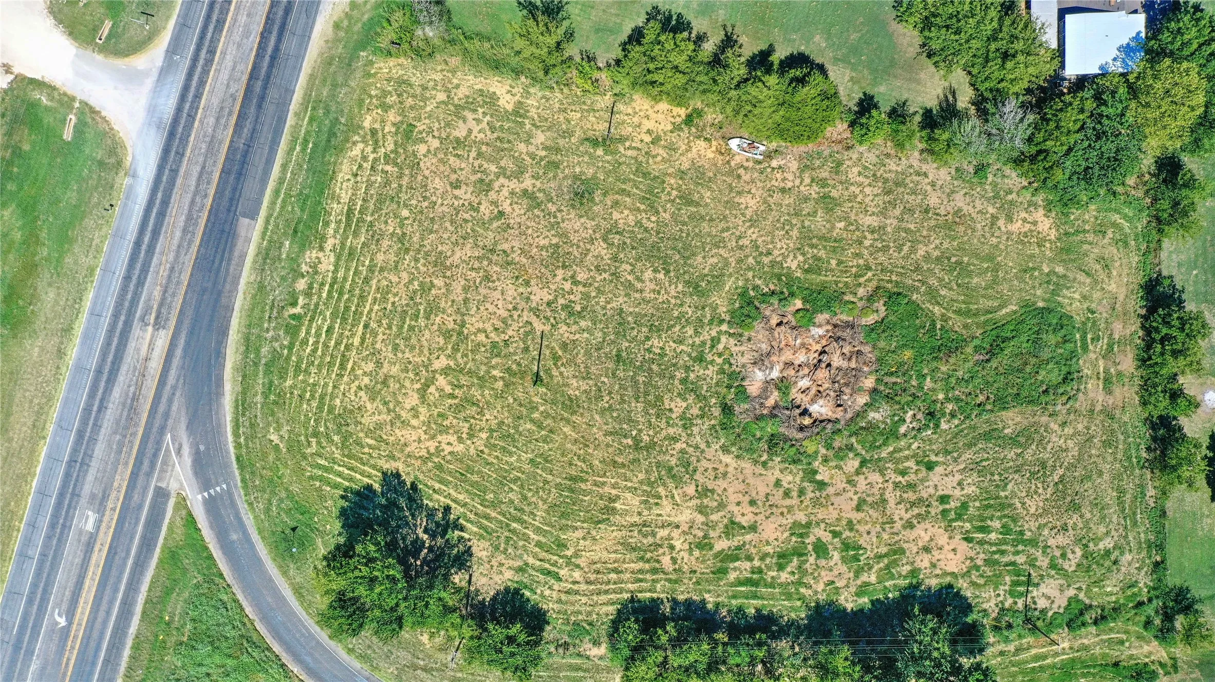 Unimproved Land For Sale in Grayson County , 27960 US Highway 377, Gordonville, Texas 76245, 0, 0, Garage spaces, 0 Sqft, built in 0, mls#21089959, Real Estate Agent in Gordonville, Homes For Sale in Grayson county, Homes For Sale in Gordonville, Realtor in Gordonville Texas, Real Estate Brokerage Independent Realty Texas, Luminita Cordes Realtor