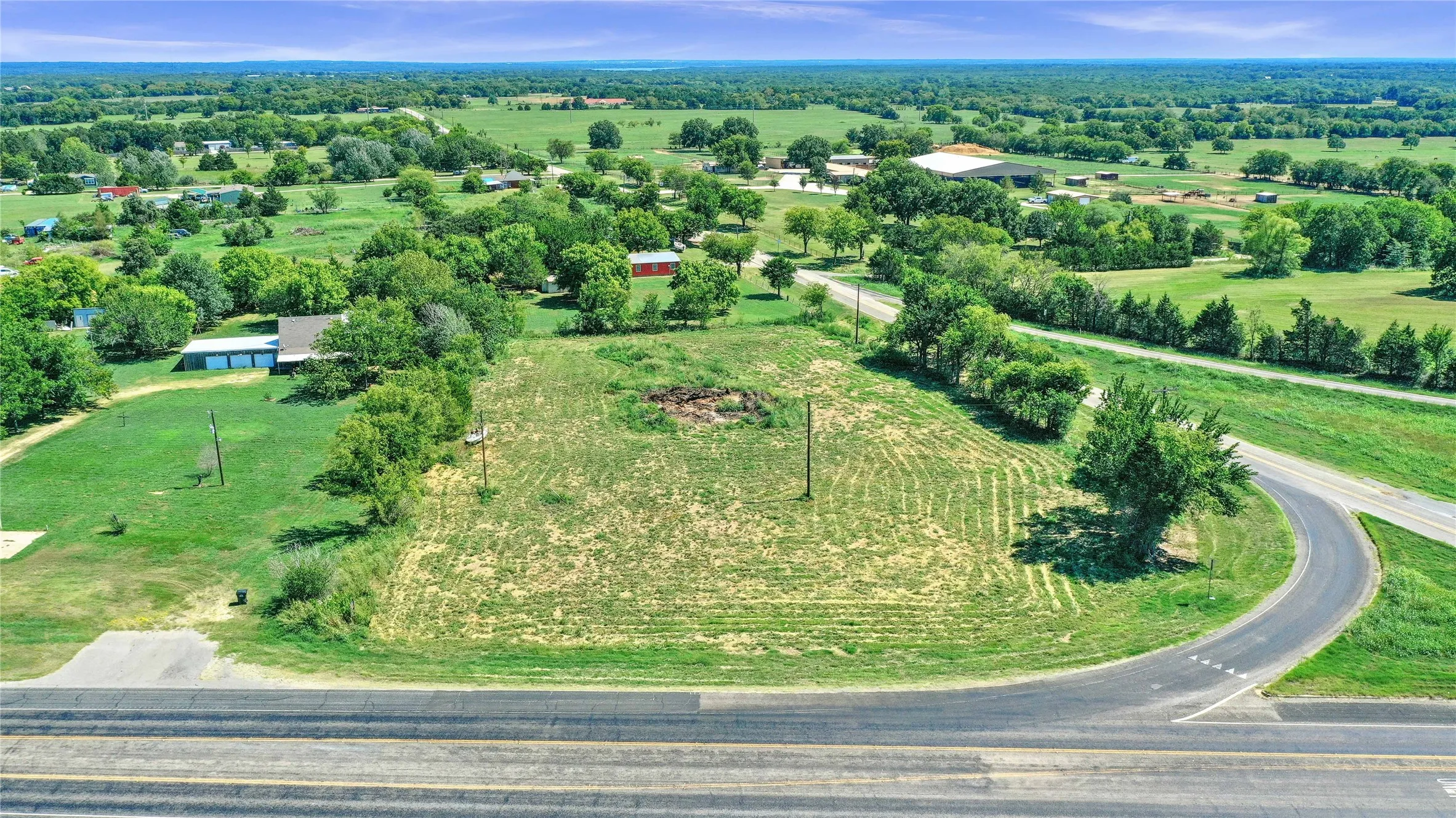 Unimproved Land For Sale in Grayson County , 27960 US Highway 377, Gordonville, Texas 76245, 0, 0, Garage spaces, 0 Sqft, built in 0, mls#21089959, Real Estate Agent in Gordonville, Homes For Sale in Grayson county, Homes For Sale in Gordonville, Realtor in Gordonville Texas, Real Estate Brokerage Independent Realty Texas, Luminita Cordes Realtor