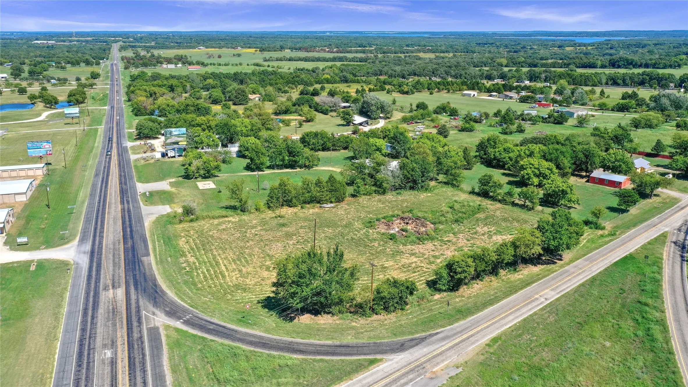 Unimproved Land For Sale in Grayson County , 27960 US Highway 377, Gordonville, Texas 76245, 0, 0, Garage spaces, 0 Sqft, built in 0, mls#21089959, Real Estate Agent in Gordonville, Homes For Sale in Grayson county, Homes For Sale in Gordonville, Realtor in Gordonville Texas, Real Estate Brokerage Independent Realty Texas, Luminita Cordes Realtor