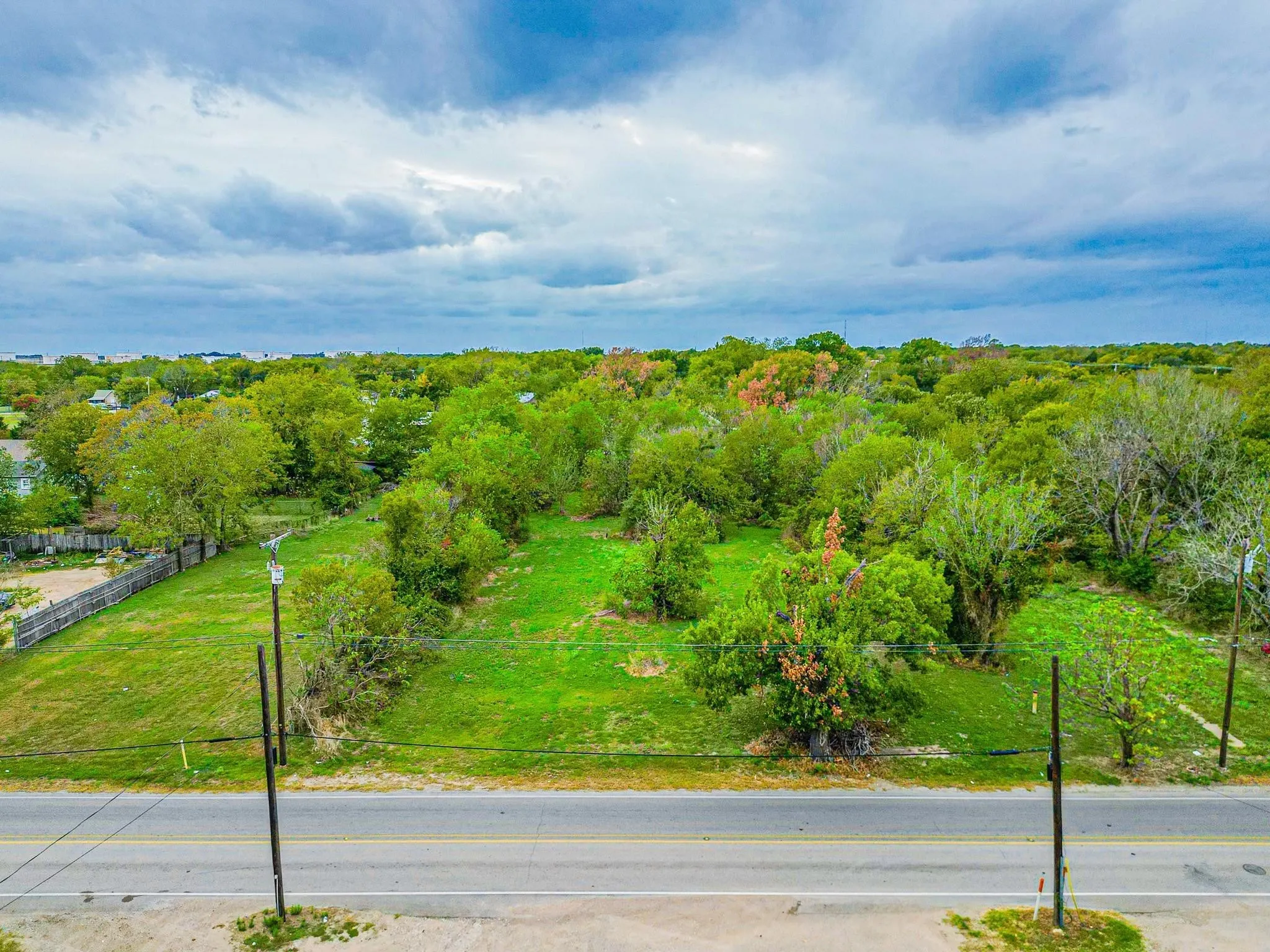Unimproved Land For Sale in Navarro County , 840 S 15th Street, Corsicana, Texas 75110, 0, 0, Garage spaces, 0 Sqft, built in 0, Price $149,000, mls#21086724, Real Estate Agent in Corsicana, Homes For Sale in Navarro county, Homes For Sale in Corsicana, Realtor in Corsicana Texas, Real Estate Brokerage Independent Realty Texas, Luminita Cordes Realtor