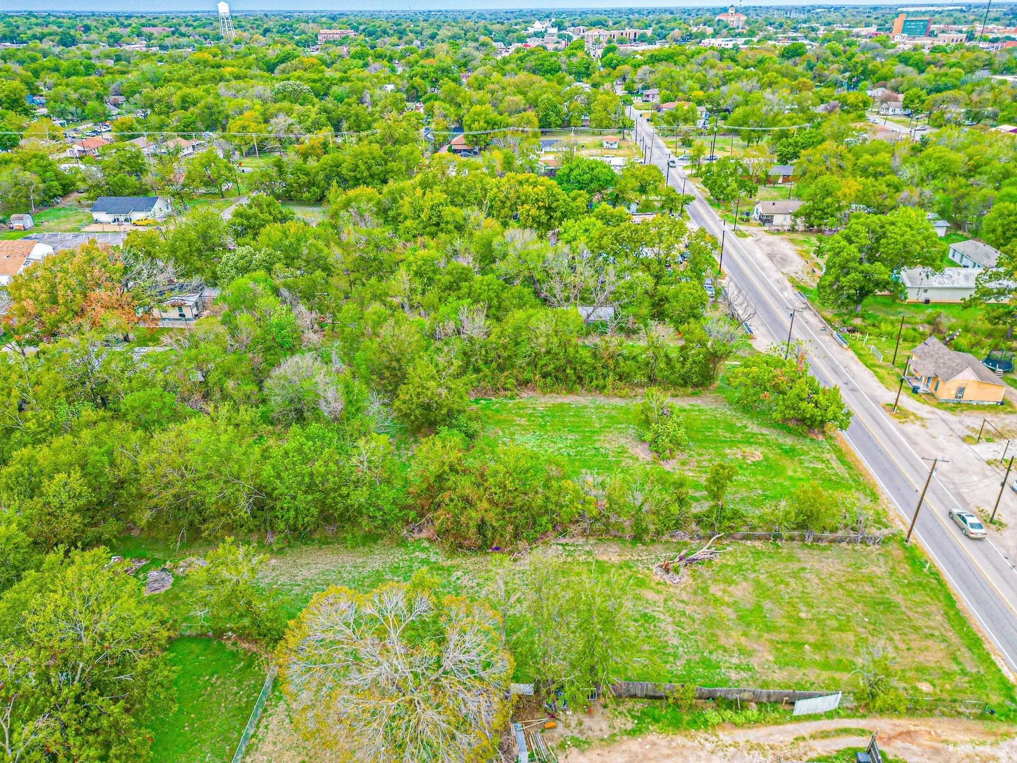 Unimproved Land For Sale in Navarro County , 840 S 15th Street, Corsicana, Texas 75110, 0, 0, Garage spaces, 0 Sqft, built in 0, Price $149,000, mls#21086724, Real Estate Agent in Corsicana, Homes For Sale in Navarro county, Homes For Sale in Corsicana, Realtor in Corsicana Texas, Real Estate Brokerage Independent Realty Texas, Luminita Cordes Realtor