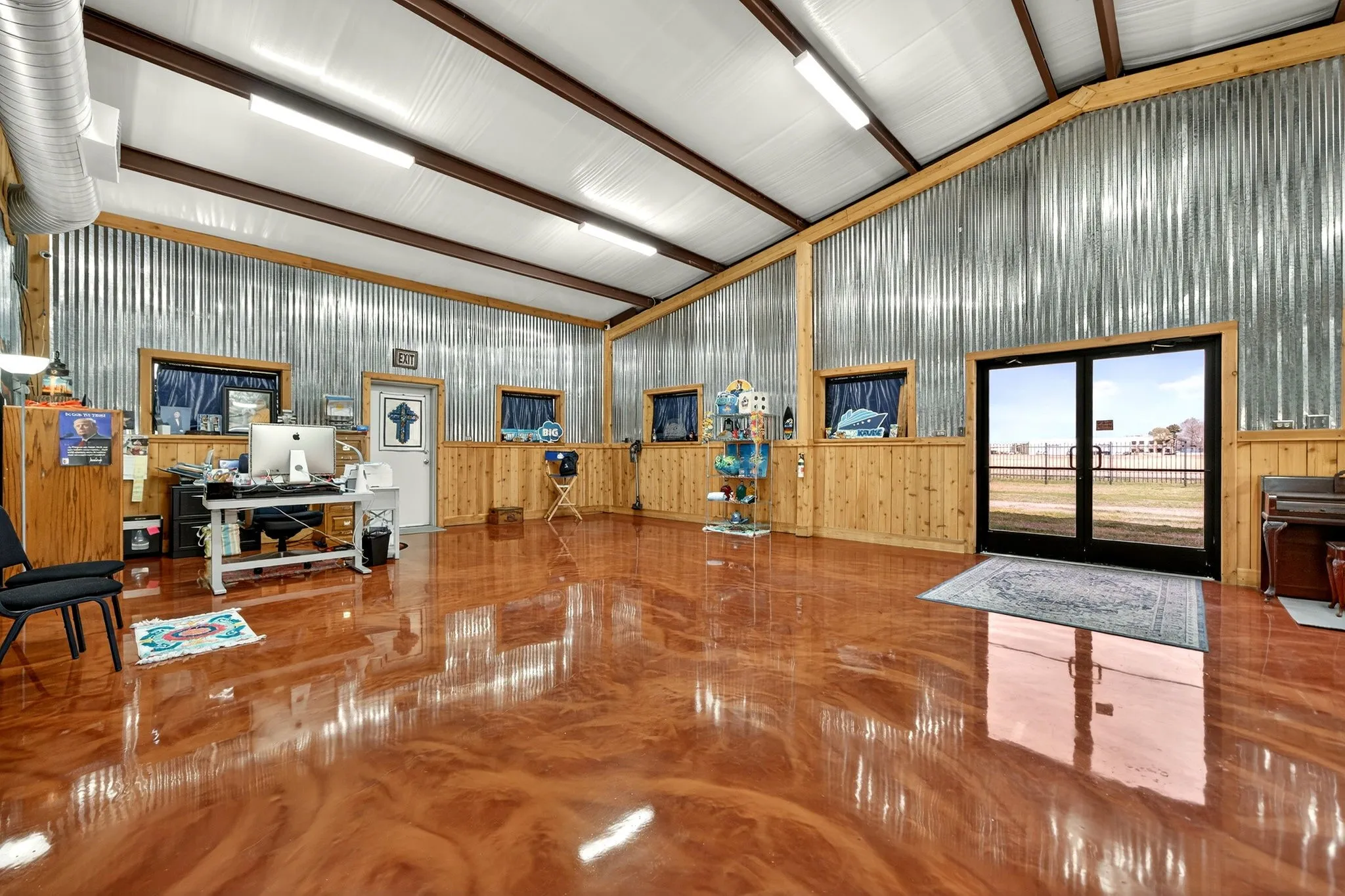 Industrial For Sale in Hunt County , 4626 County Road 2200, Greenville, Texas 75402, 0, 0, Garage spaces, 0 Sqft, built in 2016, Preowned, Price $1,650,000, mls#21091633, Real Estate Agent in Greenville, Homes For Sale in Hunt county, Homes For Sale in Greenville, Realtor in Greenville Texas, Real Estate Brokerage Independent Realty Texas, Luminita Cordes Realtor