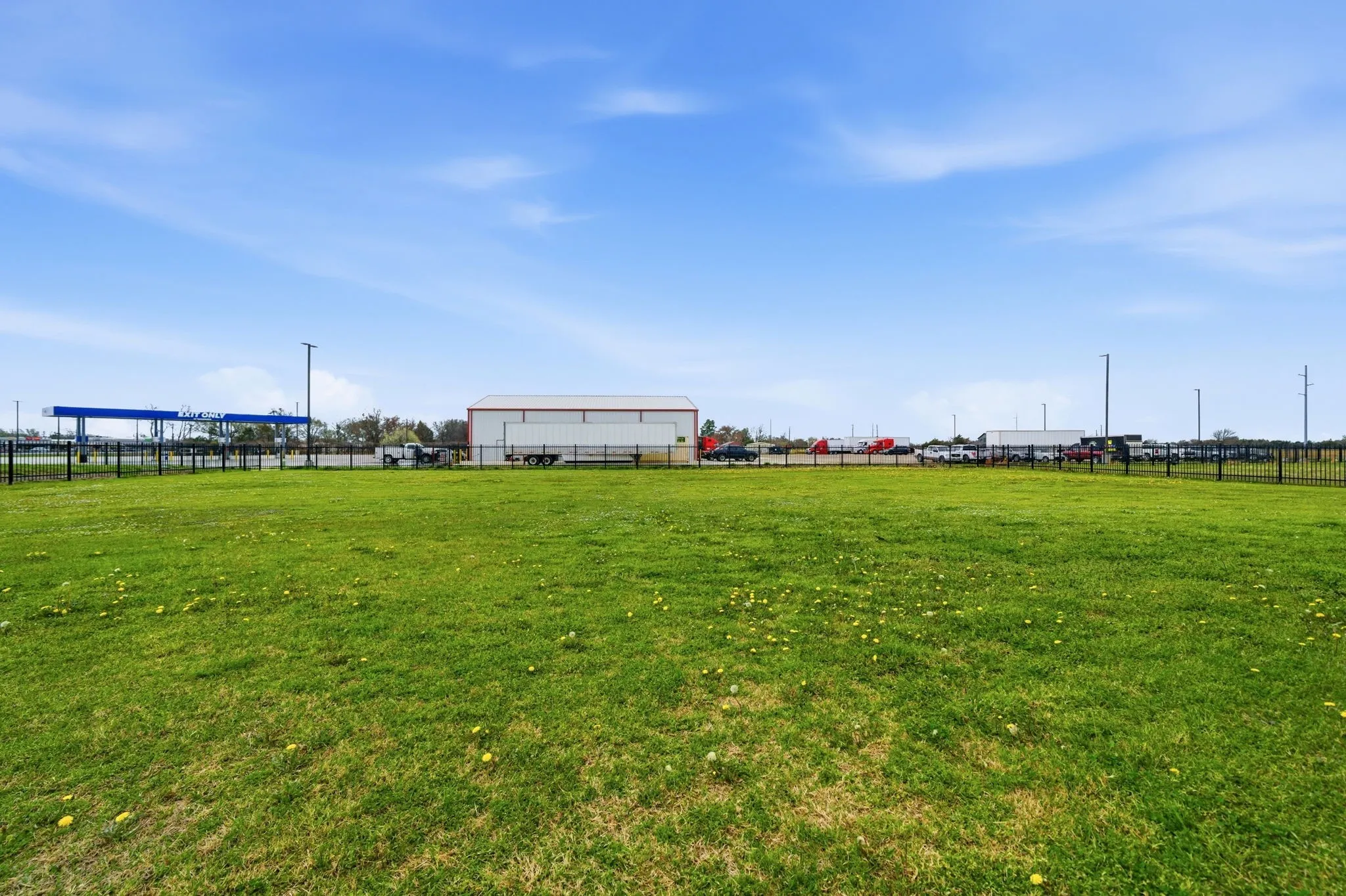 Industrial For Sale in Hunt County , 4626 County Road 2200, Greenville, Texas 75402, 0, 0, Garage spaces, 0 Sqft, built in 2016, Preowned, Price $1,650,000, mls#21091633, Real Estate Agent in Greenville, Homes For Sale in Hunt county, Homes For Sale in Greenville, Realtor in Greenville Texas, Real Estate Brokerage Independent Realty Texas, Luminita Cordes Realtor