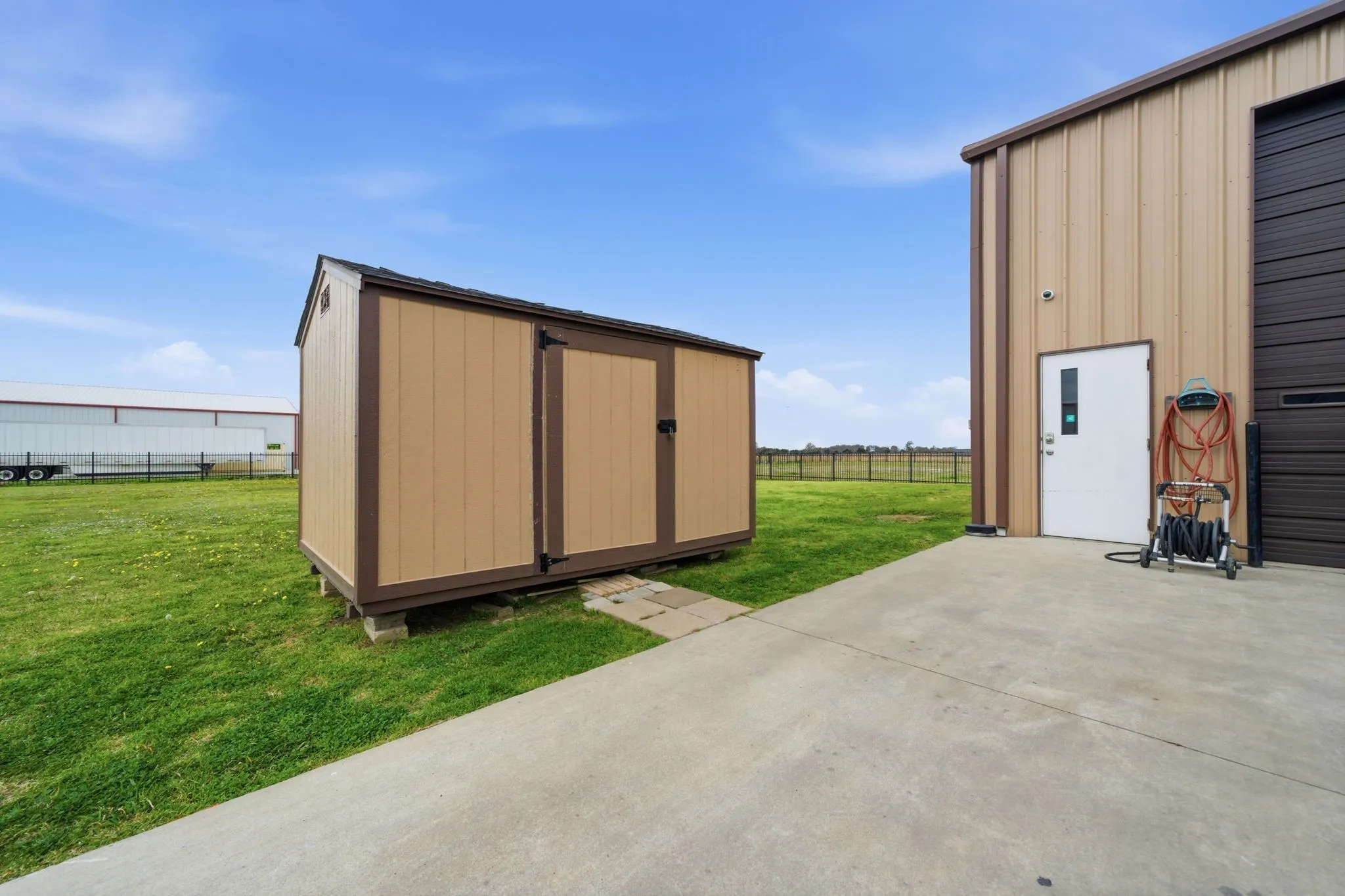 Industrial For Sale in Hunt County , 4626 County Road 2200, Greenville, Texas 75402, 0, 0, Garage spaces, 0 Sqft, built in 2016, Preowned, Price $1,650,000, mls#21091633, Real Estate Agent in Greenville, Homes For Sale in Hunt county, Homes For Sale in Greenville, Realtor in Greenville Texas, Real Estate Brokerage Independent Realty Texas, Luminita Cordes Realtor