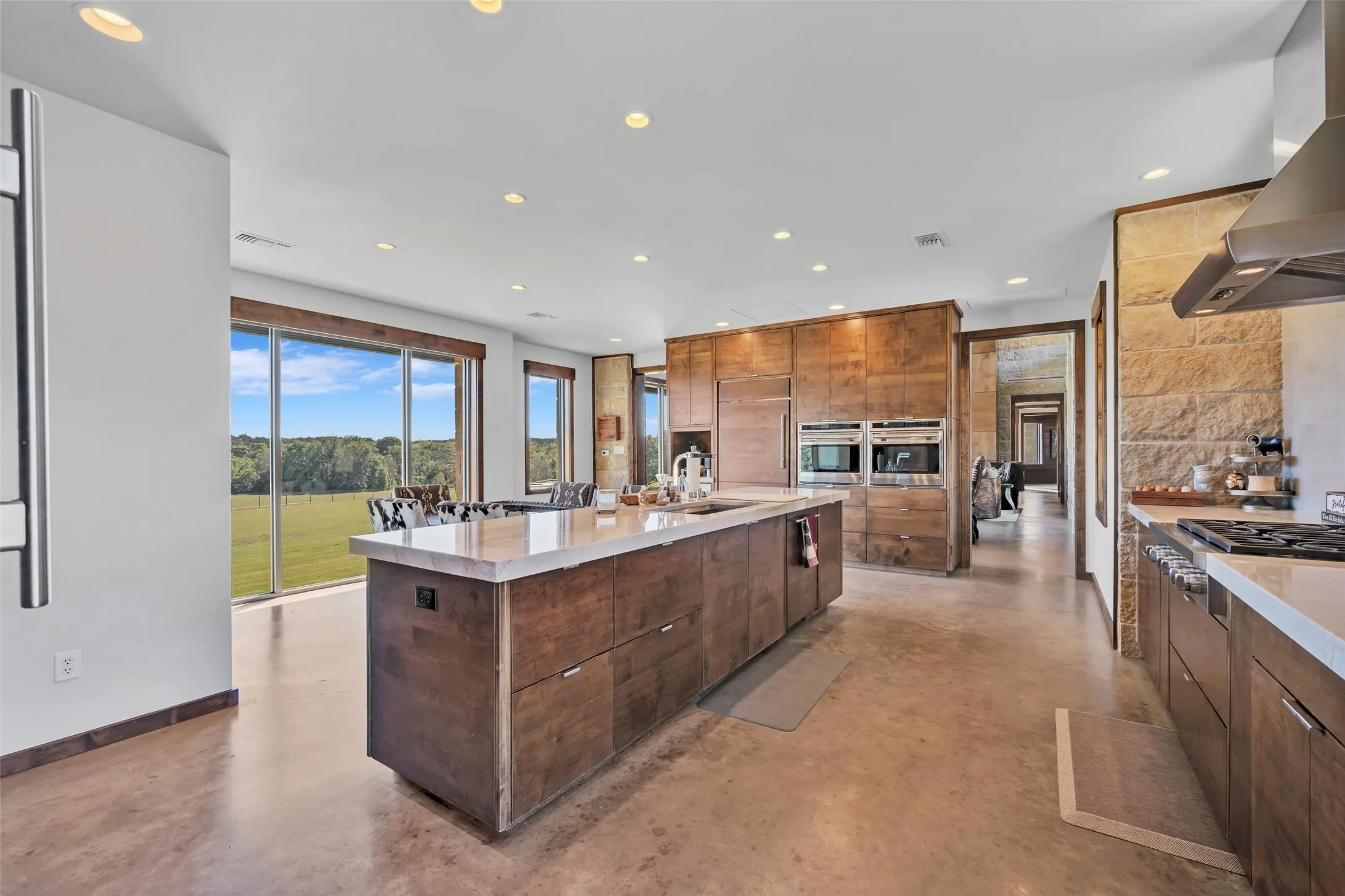 Single Family Residence For Sale in Erath County , 4658 County Road 163, Stephenville, Texas 76401, 9 Bedrooms, 14 Bathrooms, 3 Garage spaces, 9,591 Sqft, built in 2013, Preowned, Price $9,250,000, mls#21091703, Real Estate Agent in Stephenville, Homes For Sale in Erath county, Homes For Sale in Stephenville, Realtor in Stephenville Texas, Real Estate Brokerage Independent Realty Texas, Luminita Cordes Realtor