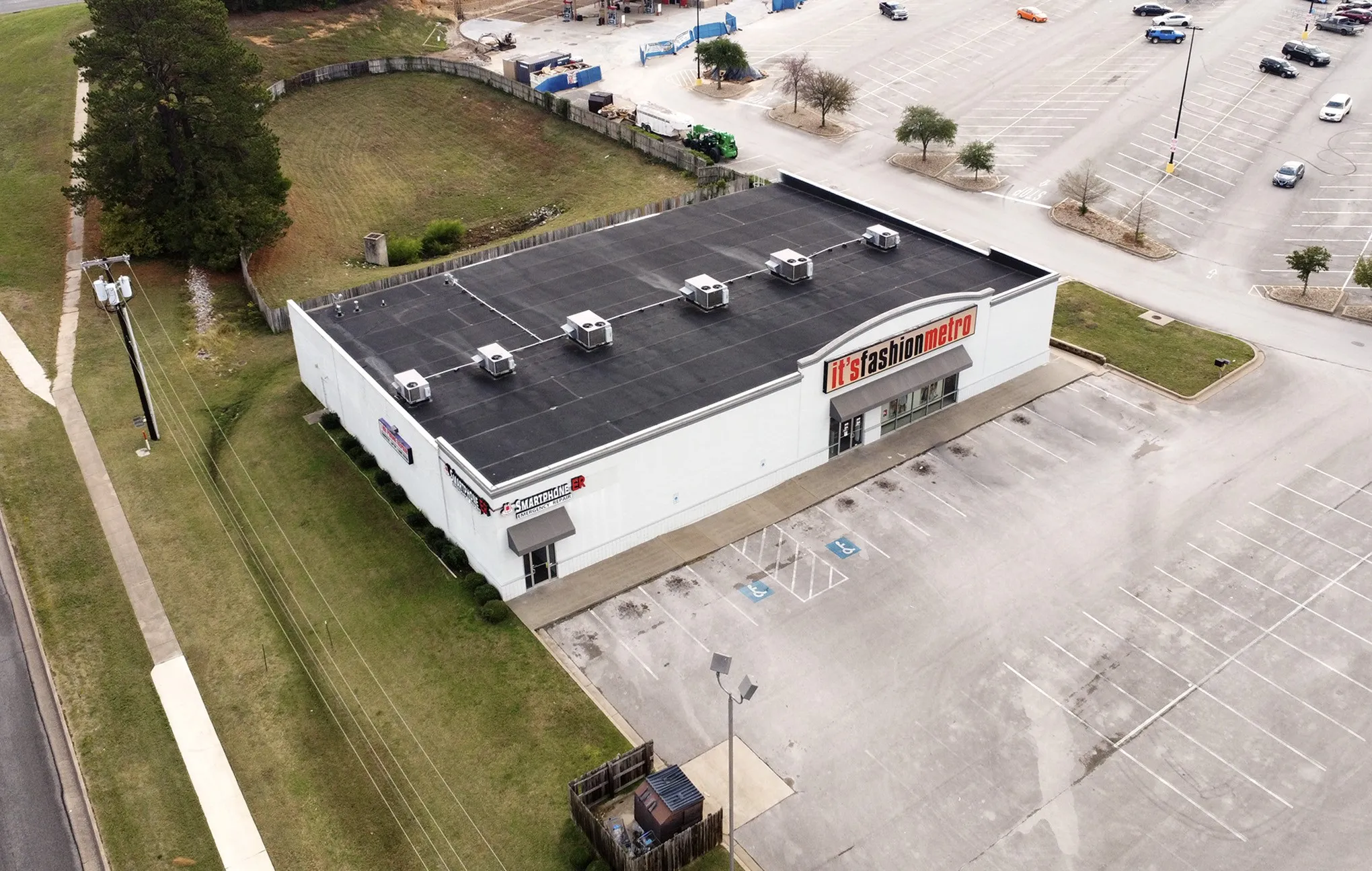 Retail For Sale in Smith County , 3810 STATE HIGHWAY 64 W, Tyler, Texas 75704, 0, 0, Garage spaces, 0 Sqft, built in 2008, Preowned, mls#21091893, Real Estate Agent in Tyler, Homes For Sale in Smith county, Homes For Sale in Tyler, Realtor in Tyler Texas, Real Estate Brokerage Independent Realty Texas, Luminita Cordes Realtor