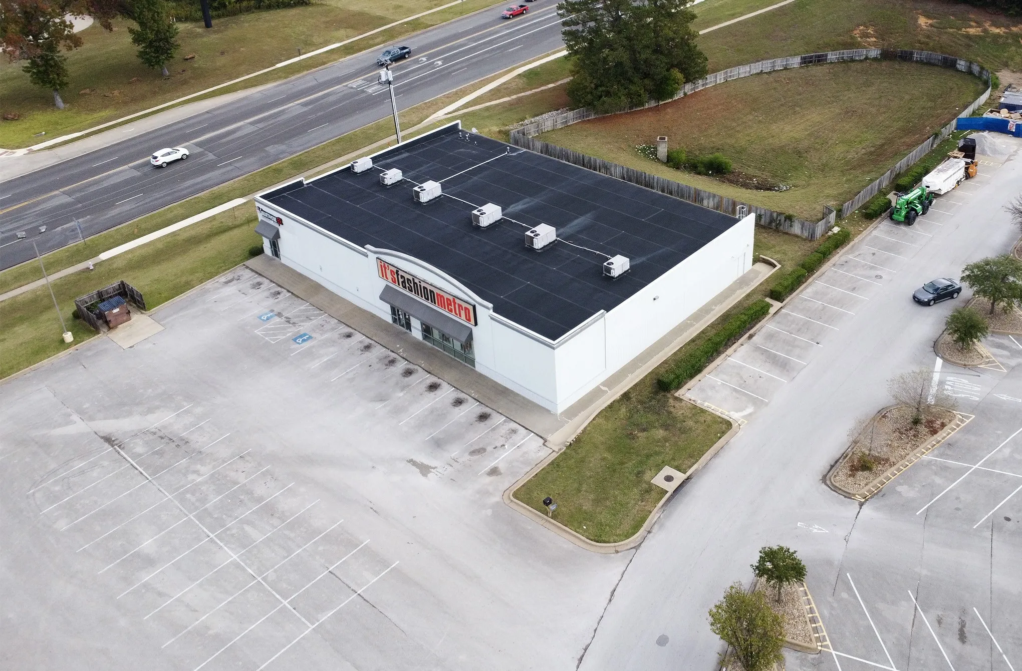 Retail For Sale in Smith County , 3810 STATE HIGHWAY 64 W, Tyler, Texas 75704, 0, 0, Garage spaces, 0 Sqft, built in 2008, Preowned, mls#21091893, Real Estate Agent in Tyler, Homes For Sale in Smith county, Homes For Sale in Tyler, Realtor in Tyler Texas, Real Estate Brokerage Independent Realty Texas, Luminita Cordes Realtor