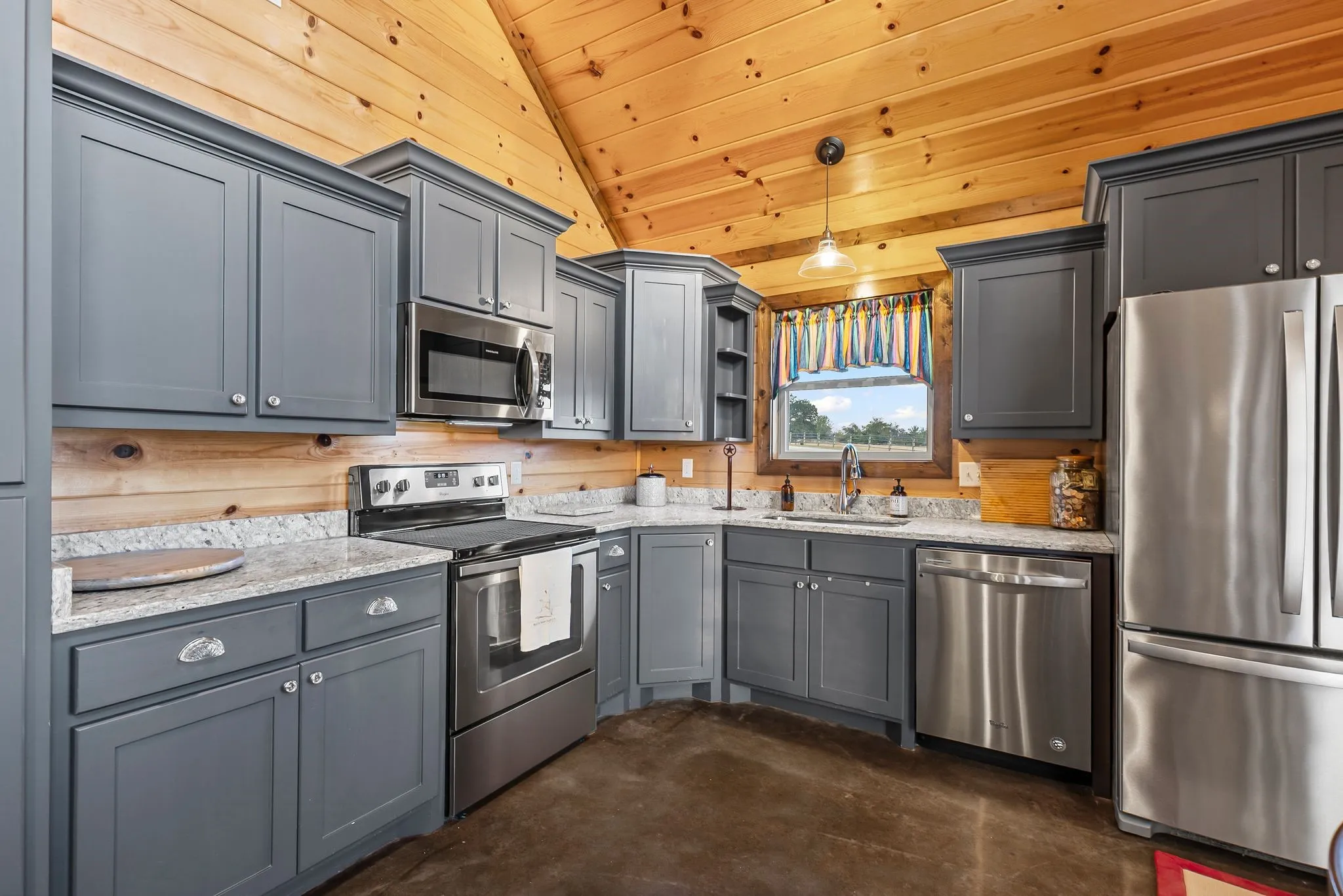 Single Family Residence For Sale in Hopkins County , 448 County Road 4581, Sulphur Springs, Texas 75482, 1 Bedroom, 1 Bathroom, 2 Garage spaces, 840 Sqft, built in 2018, Preowned, mls#21091230, Real Estate Agent in Sulphur Springs, Homes For Sale in Hopkins county, Homes For Sale in Sulphur Springs, Realtor in Sulphur Springs Texas, Real Estate Brokerage Independent Realty Texas, Luminita Cordes Realtor