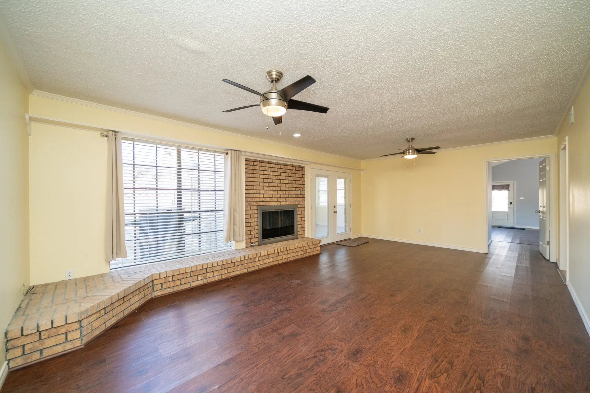 Single Family Residence For Sale in Gregg County , 2801 Northridge Drive, Longview, Texas 75605, 5 Bedroom, 3 Bathroom, 1 Garage spaces, 3,140 Sqft, built in 1983, Preowned, mls#21089664, Real Estate Agent in Longview, Homes For Sale in Gregg county, Homes For Sale in Longview, Realtor in Longview Texas, Real Estate Brokerage Independent Realty Texas, Luminita Cordes Realtor