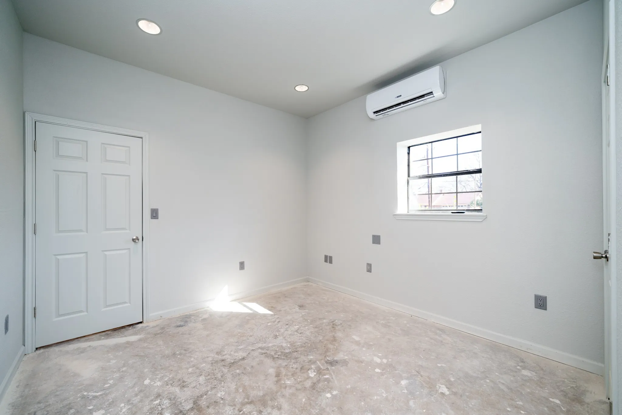 Single Family Residence For Sale in Gregg County , 2801 Northridge Drive, Longview, Texas 75605, 5 Bedroom, 3 Bathroom, 1 Garage spaces, 3,140 Sqft, built in 1983, Preowned, mls#21089664, Real Estate Agent in Longview, Homes For Sale in Gregg county, Homes For Sale in Longview, Realtor in Longview Texas, Real Estate Brokerage Independent Realty Texas, Luminita Cordes Realtor
