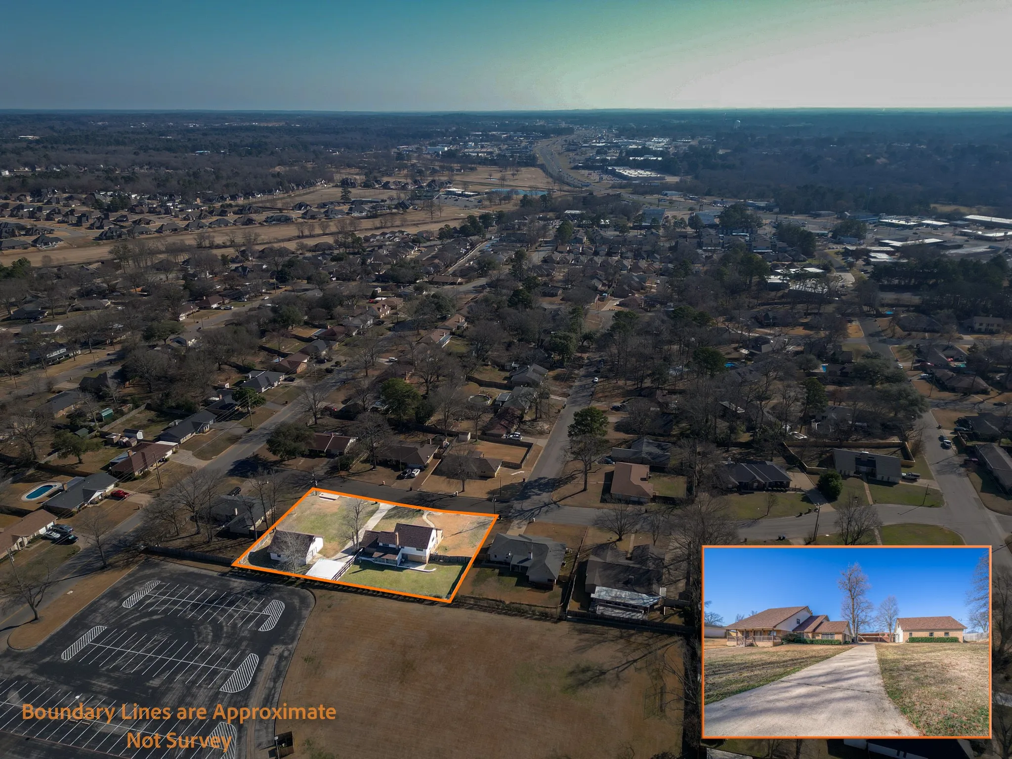 Single Family Residence For Sale in Gregg County , 2801 Northridge Drive, Longview, Texas 75605, 5 Bedroom, 3 Bathroom, 1 Garage spaces, 3,140 Sqft, built in 1983, Preowned, mls#21089664, Real Estate Agent in Longview, Homes For Sale in Gregg county, Homes For Sale in Longview, Realtor in Longview Texas, Real Estate Brokerage Independent Realty Texas, Luminita Cordes Realtor
