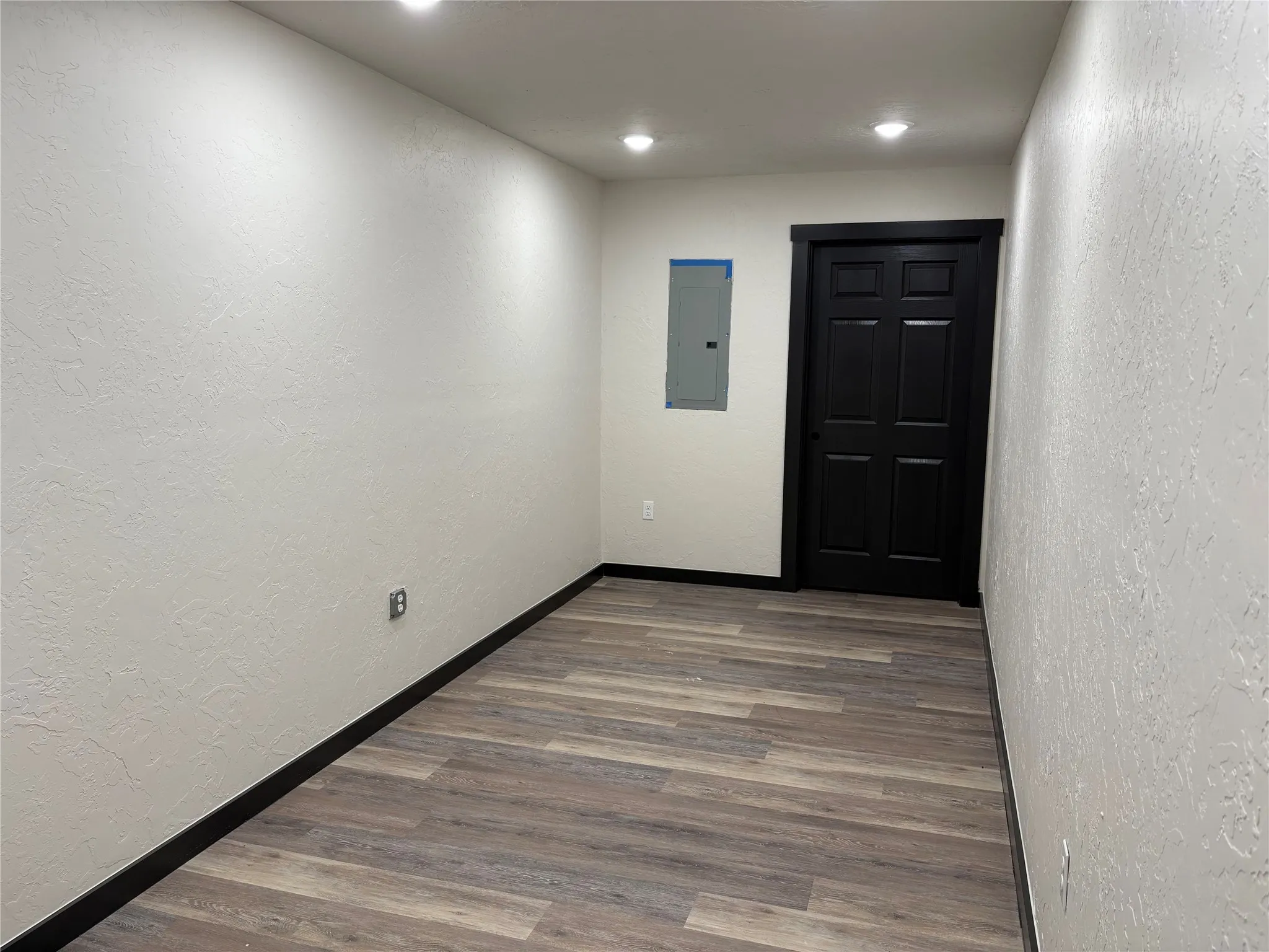 Business For Rent in Grayson County , 27790 State Highway 56 A, Whitesboro, Texas 76273, 0, 0, Garage spaces, 1,740 Sqft, built in 1963, Preowned, mls#21089812, Real Estate Agent in Whitesboro, Homes For Rent in Grayson county, Homes For Rent in Whitesboro, Realtor in Whitesboro Texas, Real Estate Brokerage Independent Realty Texas, Luminita Cordes Realtor