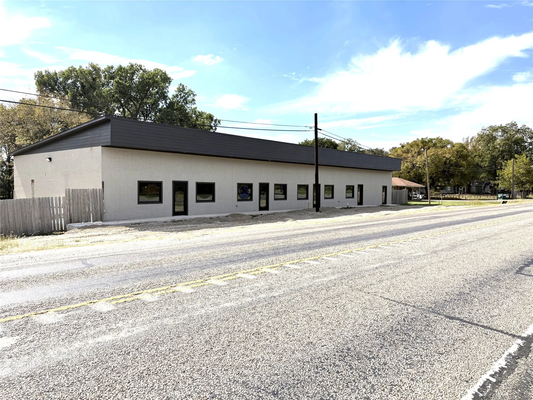 Business For Rent in Grayson County , 27790 State Highway 56 A, Whitesboro, Texas 76273, 0, 0, Garage spaces, 1,740 Sqft, built in 1963, Preowned, mls#21089812, Real Estate Agent in Whitesboro, Homes For Rent in Grayson county, Homes For Rent in Whitesboro, Realtor in Whitesboro Texas, Real Estate Brokerage Independent Realty Texas, Luminita Cordes Realtor