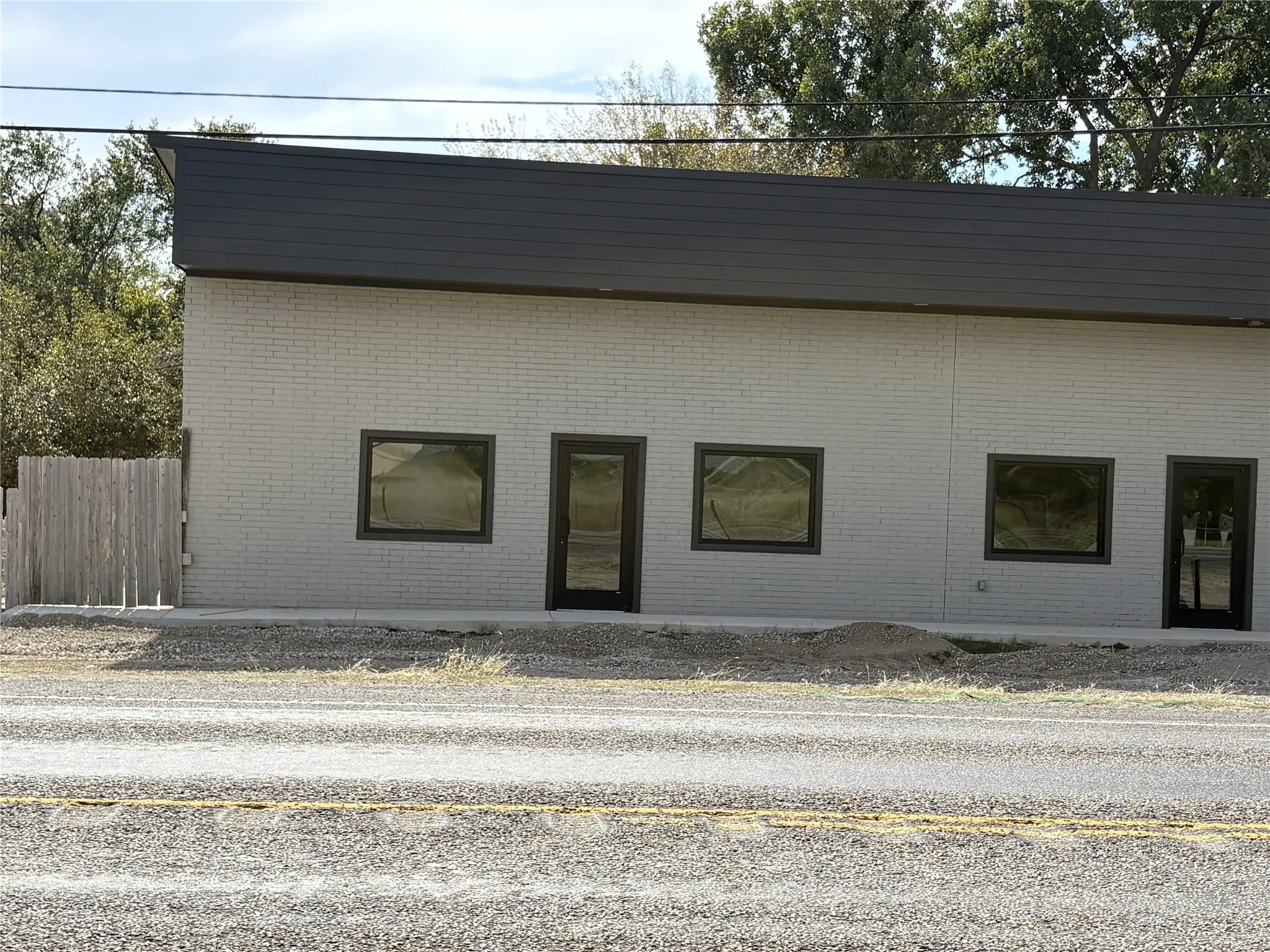 Business For Rent in Grayson County , 27790 State Highway 56 A, Whitesboro, Texas 76273, 0, 0, Garage spaces, 1,740 Sqft, built in 1963, Preowned, mls#21089812, Real Estate Agent in Whitesboro, Homes For Rent in Grayson county, Homes For Rent in Whitesboro, Realtor in Whitesboro Texas, Real Estate Brokerage Independent Realty Texas, Luminita Cordes Realtor
