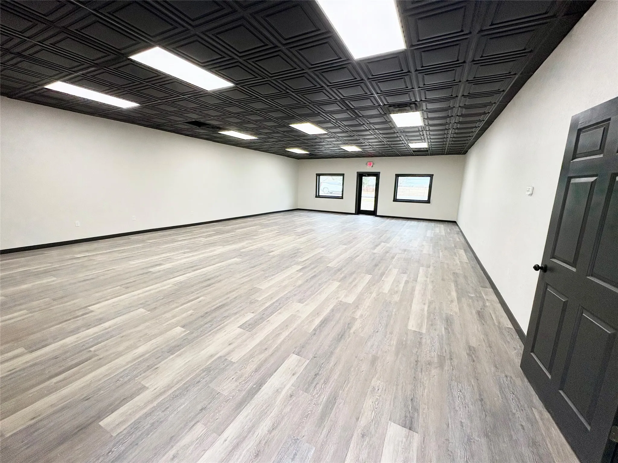 Business For Rent in Grayson County , 27790 State Highway 56 C, Whitesboro, Texas 76273, 0, 0, Garage spaces, 0 Sqft, built in 1963, Preowned, Price $2,025, mls#21092533, Real Estate Agent in Whitesboro, Homes For Rent in Grayson county, Homes For Rent in Whitesboro, Realtor in Whitesboro Texas, Real Estate Brokerage Independent Realty Texas, Luminita Cordes Realtor