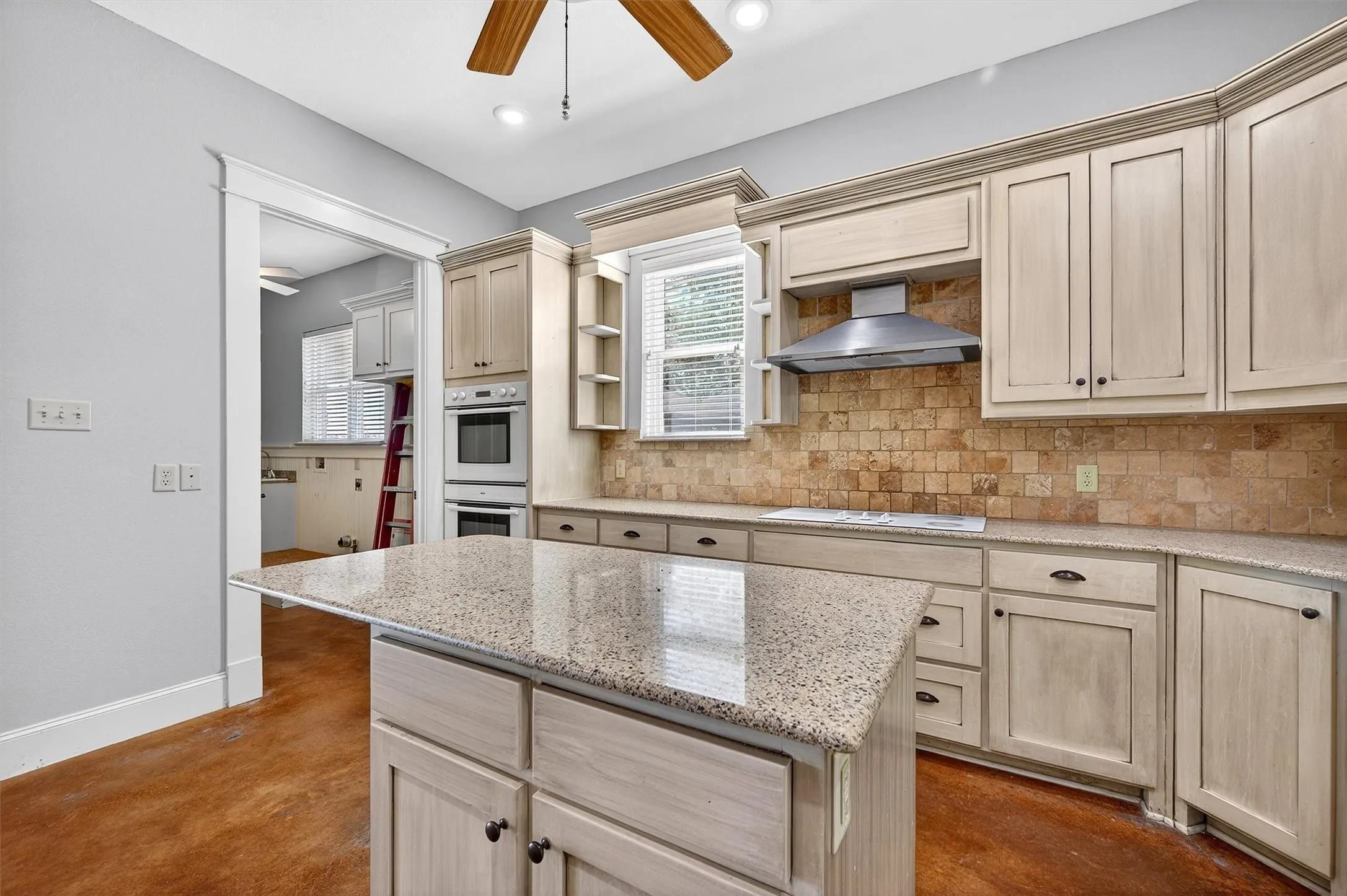 Single Family Residence For Sale in Grayson County , 2166 Old Southmayd Road, Sherman, Texas 75092, 3 Bedroom, 3 Bathroom, 2 Garage spaces, 2,542 Sqft, built in 2007, mls#21092720, Real Estate Agent in Sherman, Homes For Sale in Grayson county, Homes For Sale in Sherman, Realtor in Sherman Texas, Real Estate Brokerage Independent Realty Texas, Luminita Cordes Realtor