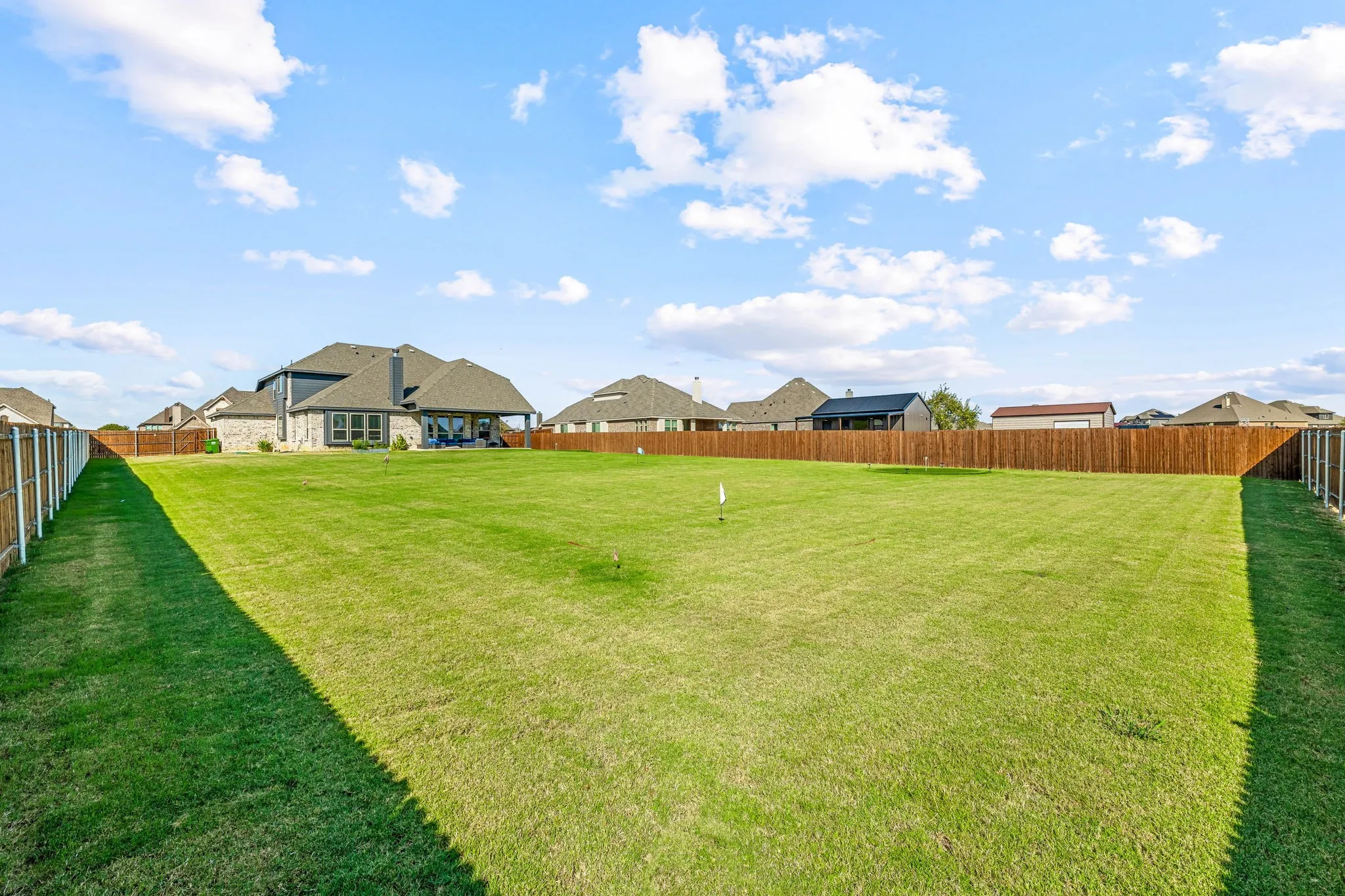 Single Family Residence For Sale in Johnson County , 12604 Eagles Bluff, Godley, Texas 76044, 4 Bedroom, 4 Bathroom, 3 Garage spaces, 3,441 Sqft, built in 2022, mls#21092405, Real Estate Agent in Godley, Homes For Sale in Johnson county, Homes For Sale in Godley, Realtor in Godley Texas, Real Estate Brokerage Independent Realty Texas, Luminita Cordes Realtor