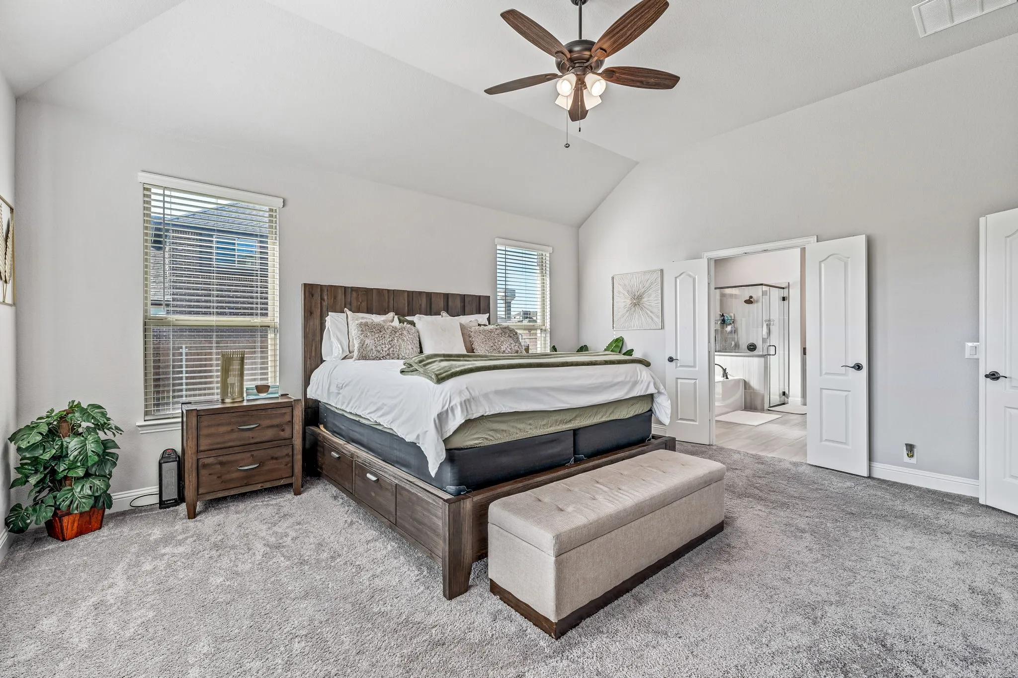 Single Family Residence For Sale in Johnson County , 12604 Eagles Bluff, Godley, Texas 76044, 4 Bedroom, 4 Bathroom, 3 Garage spaces, 3,441 Sqft, built in 2022, mls#21092405, Real Estate Agent in Godley, Homes For Sale in Johnson county, Homes For Sale in Godley, Realtor in Godley Texas, Real Estate Brokerage Independent Realty Texas, Luminita Cordes Realtor