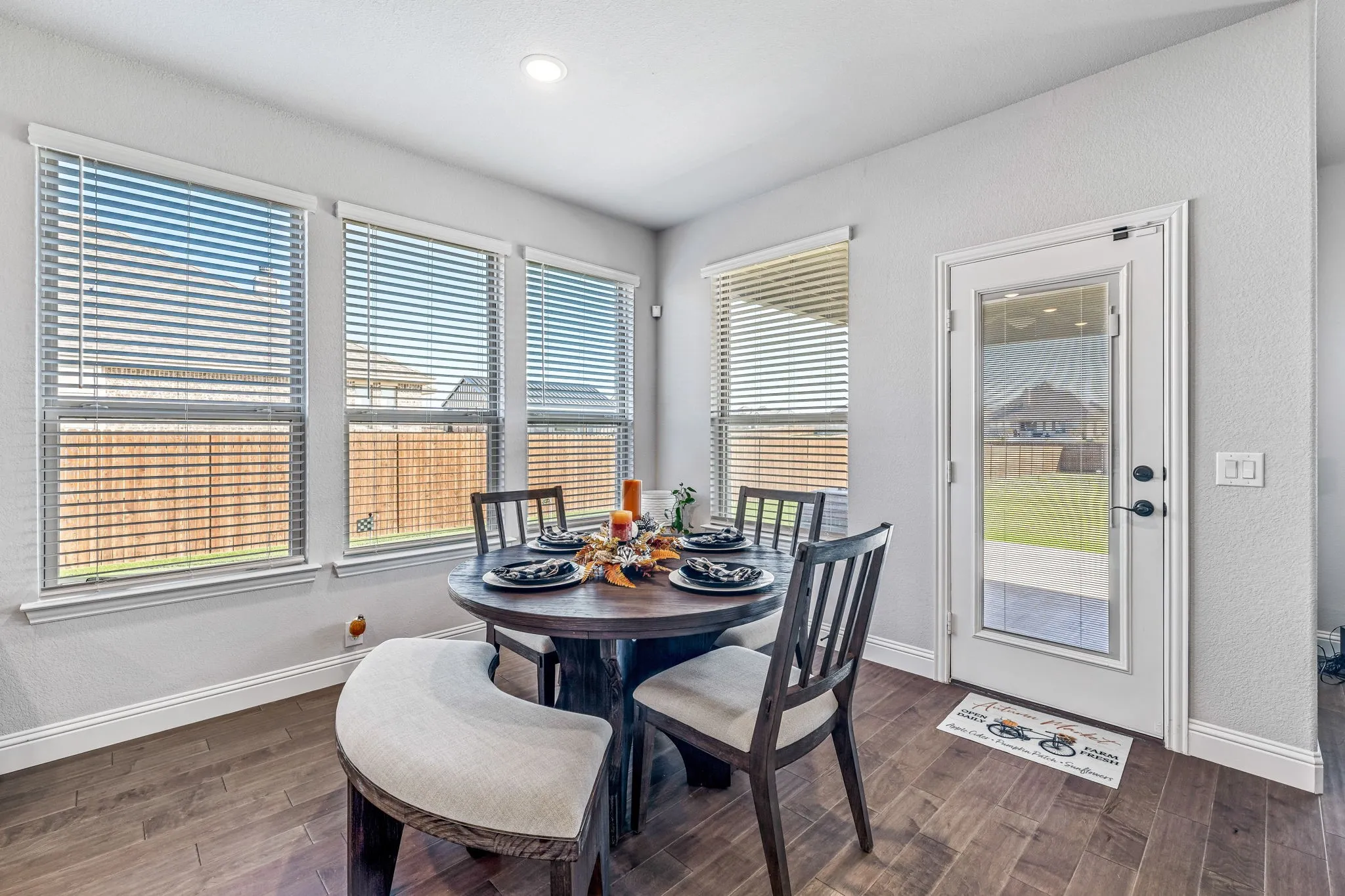 Single Family Residence For Sale in Johnson County , 12604 Eagles Bluff, Godley, Texas 76044, 4 Bedroom, 4 Bathroom, 3 Garage spaces, 3,441 Sqft, built in 2022, mls#21092405, Real Estate Agent in Godley, Homes For Sale in Johnson county, Homes For Sale in Godley, Realtor in Godley Texas, Real Estate Brokerage Independent Realty Texas, Luminita Cordes Realtor