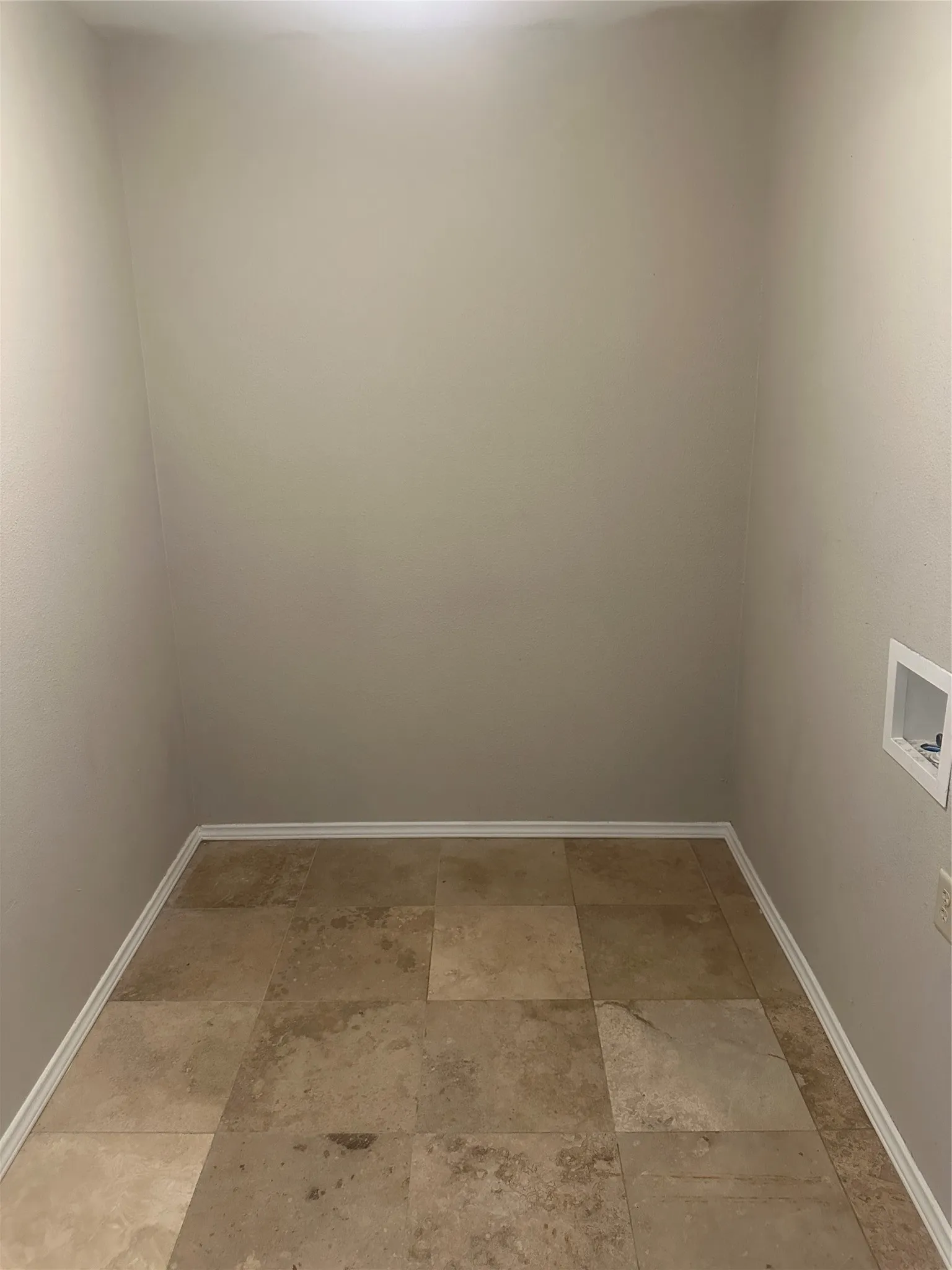 Single Family Residence For Rent in Montague County , 701 Hulme Street, Bowie, Texas 76230, 4 Bedroom, 2 Bathroom, 2 Garage spaces, 2,212 Sqft, built in 1950, mls#21093260, Real Estate Agent in Bowie, Homes For Rent in Montague county, Homes For Rent in Bowie, Realtor in Bowie Texas, Real Estate Brokerage Independent Realty Texas, Luminita Cordes Realtor