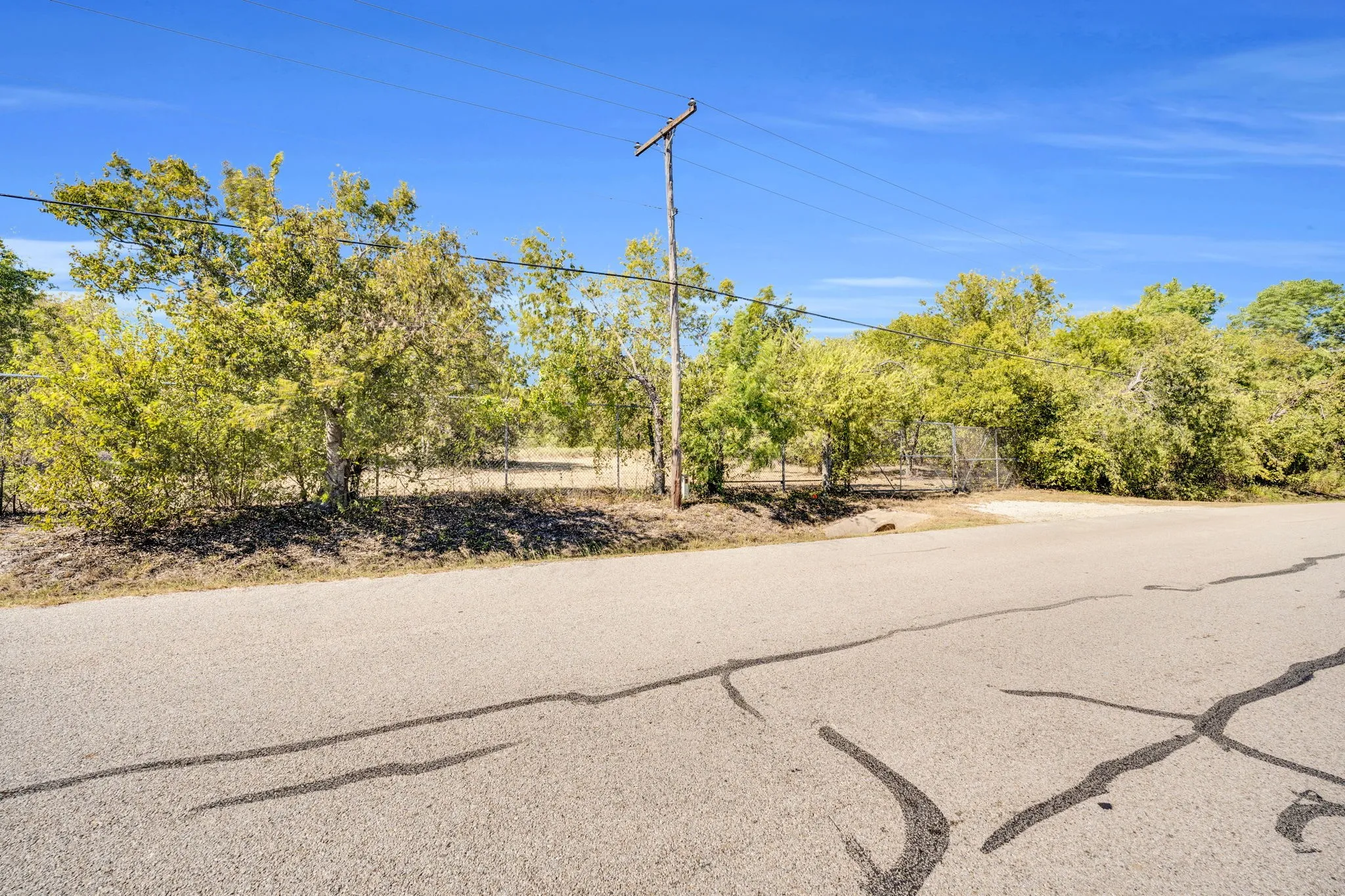 Unimproved Land For Sale in Tarrant County , 485 S Magnolia Street, Crowley, Texas 76036, 0, 0, Garage spaces, 0 Sqft, built in 0, Price $500,000, mls#21093274, Real Estate Agent in Crowley, Homes For Sale in Tarrant county, Homes For Sale in Crowley, Realtor in Crowley Texas, Real Estate Brokerage Independent Realty Texas, Luminita Cordes Realtor