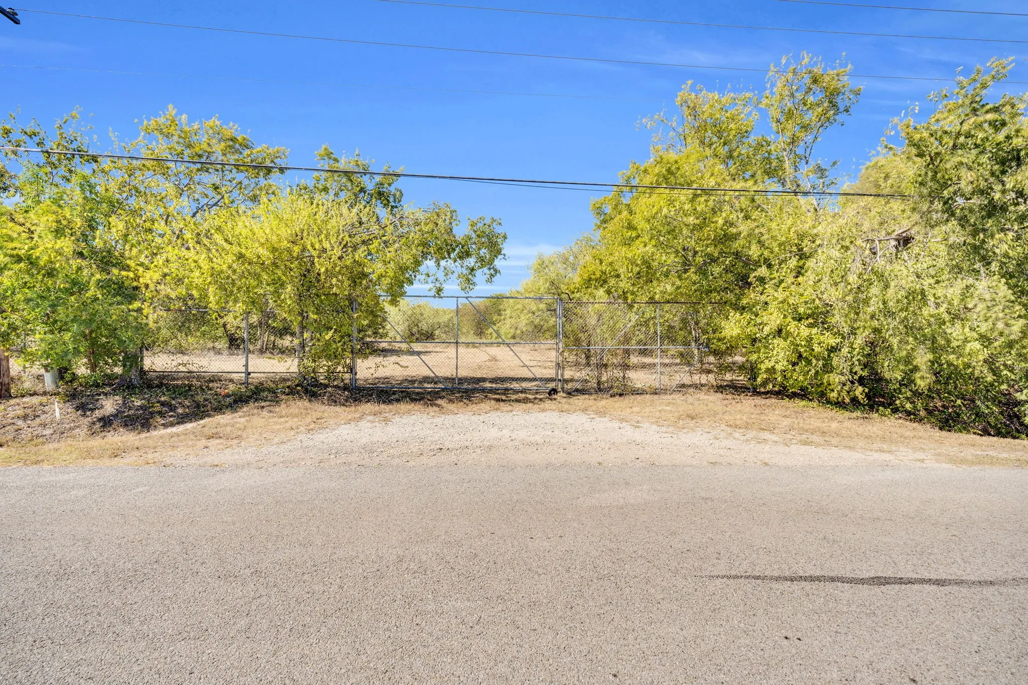 Unimproved Land For Sale in Tarrant County , 485 S Magnolia Street, Crowley, Texas 76036, 0, 0, Garage spaces, 0 Sqft, built in 0, Price $500,000, mls#21093274, Real Estate Agent in Crowley, Homes For Sale in Tarrant county, Homes For Sale in Crowley, Realtor in Crowley Texas, Real Estate Brokerage Independent Realty Texas, Luminita Cordes Realtor