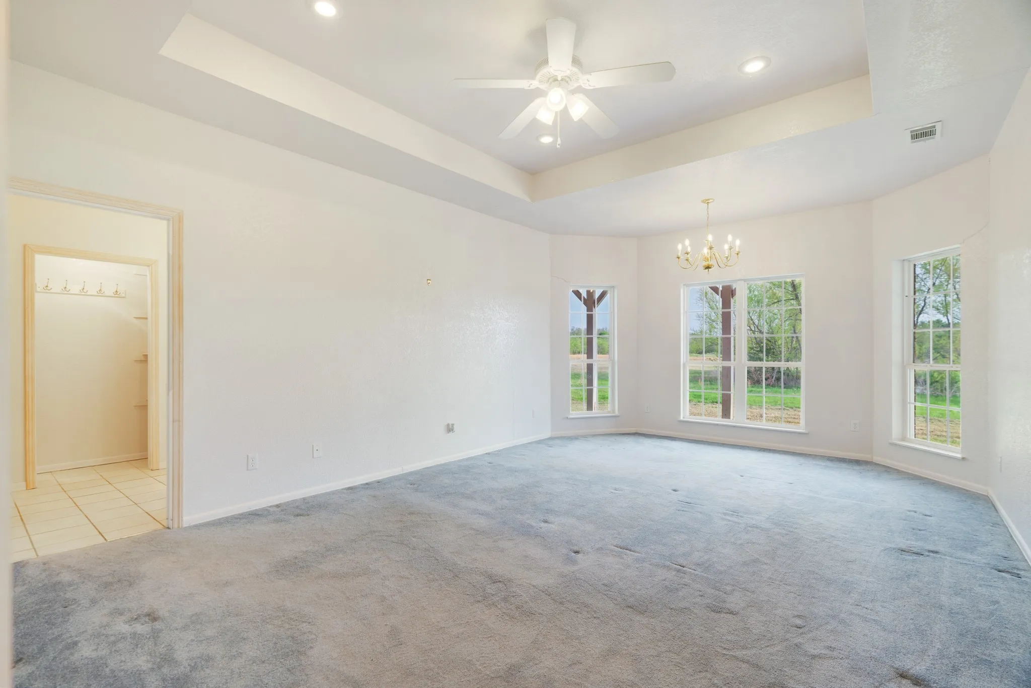 Farm For Sale in Hunt County , 6559 FM 2068, Commerce, Texas 75428, 3 Bedroom, 2 Bathroom, Garage spaces, 2,614 Sqft, built in 2007, mls#21093375, Real Estate Agent in Commerce, Homes For Sale in Hunt county, Homes For Sale in Commerce, Realtor in Commerce Texas, Real Estate Brokerage Independent Realty Texas, Luminita Cordes Realtor