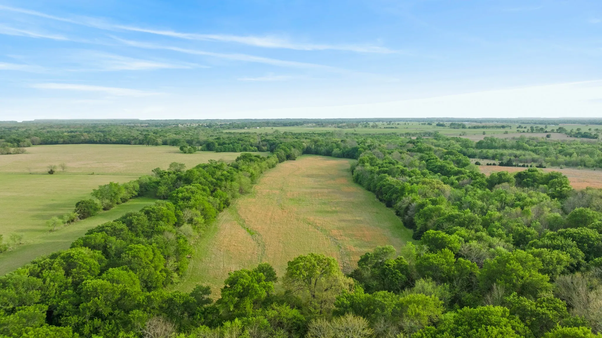 Farm For Sale in Hunt County , 6559 FM 2068, Commerce, Texas 75428, 3 Bedroom, 2 Bathroom, Garage spaces, 2,614 Sqft, built in 2007, mls#21093375, Real Estate Agent in Commerce, Homes For Sale in Hunt county, Homes For Sale in Commerce, Realtor in Commerce Texas, Real Estate Brokerage Independent Realty Texas, Luminita Cordes Realtor