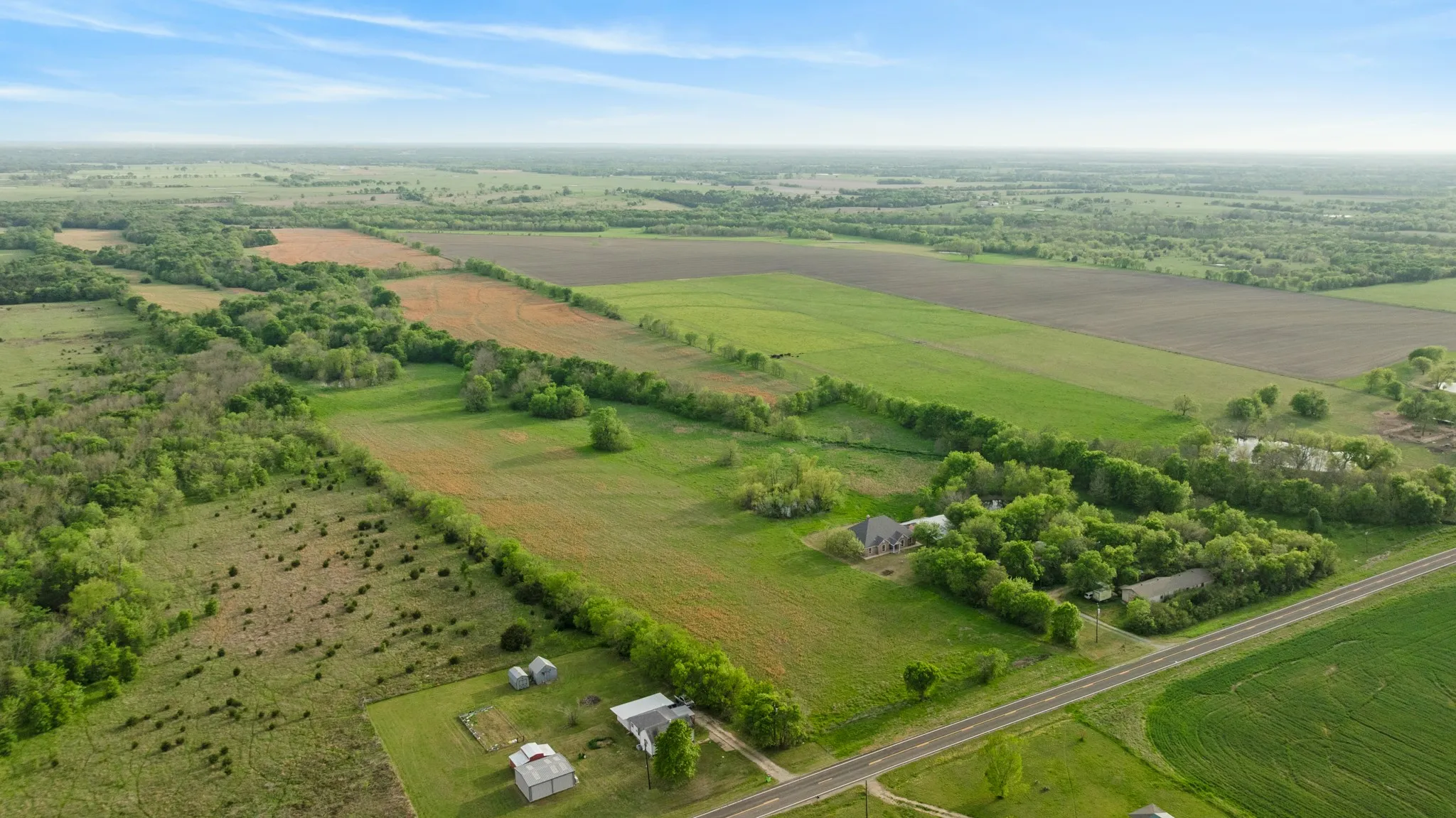 Farm For Sale in Hunt County , 6559 FM 2068, Commerce, Texas 75428, 3 Bedroom, 2 Bathroom, Garage spaces, 2,614 Sqft, built in 2007, mls#21093375, Real Estate Agent in Commerce, Homes For Sale in Hunt county, Homes For Sale in Commerce, Realtor in Commerce Texas, Real Estate Brokerage Independent Realty Texas, Luminita Cordes Realtor