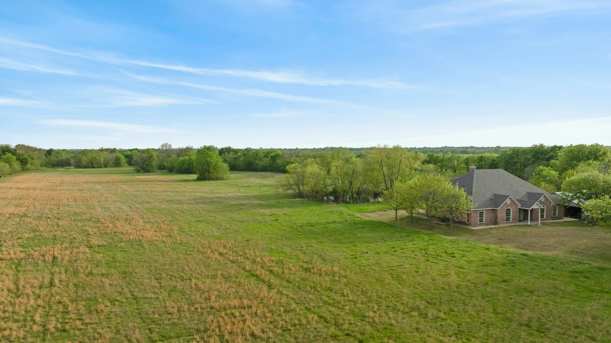 Farm For Sale in Hunt County , 6559 FM 2068, Commerce, Texas 75428, 3 Bedroom, 2 Bathroom, Garage spaces, 2,614 Sqft, built in 2007, mls#21093375, Real Estate Agent in Commerce, Homes For Sale in Hunt county, Homes For Sale in Commerce, Realtor in Commerce Texas, Real Estate Brokerage Independent Realty Texas, Luminita Cordes Realtor