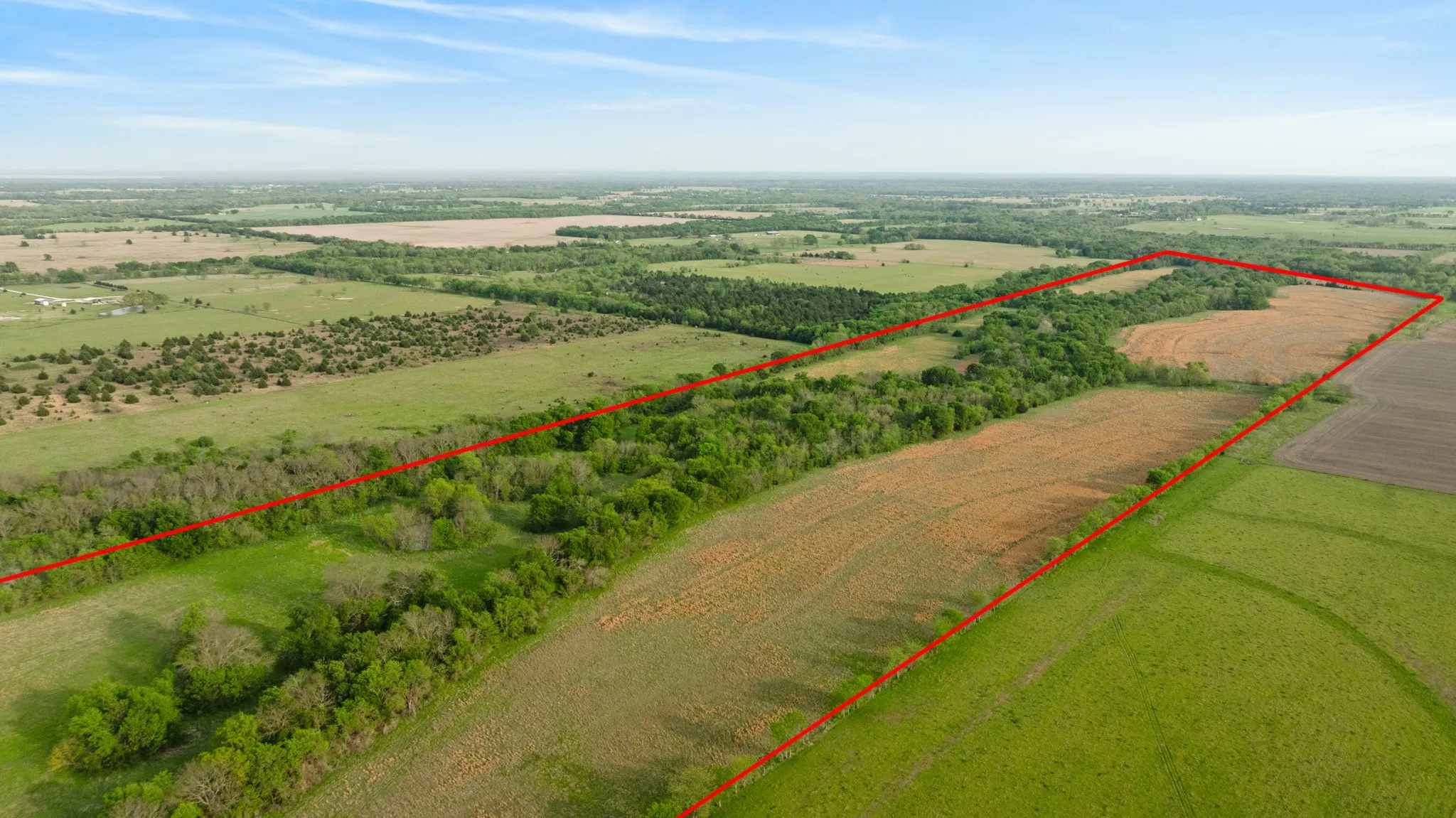 Farm For Sale in Hunt County , 6559 FM 2068, Commerce, Texas 75428, 3 Bedroom, 2 Bathroom, Garage spaces, 2,614 Sqft, built in 2007, mls#21093375, Real Estate Agent in Commerce, Homes For Sale in Hunt county, Homes For Sale in Commerce, Realtor in Commerce Texas, Real Estate Brokerage Independent Realty Texas, Luminita Cordes Realtor