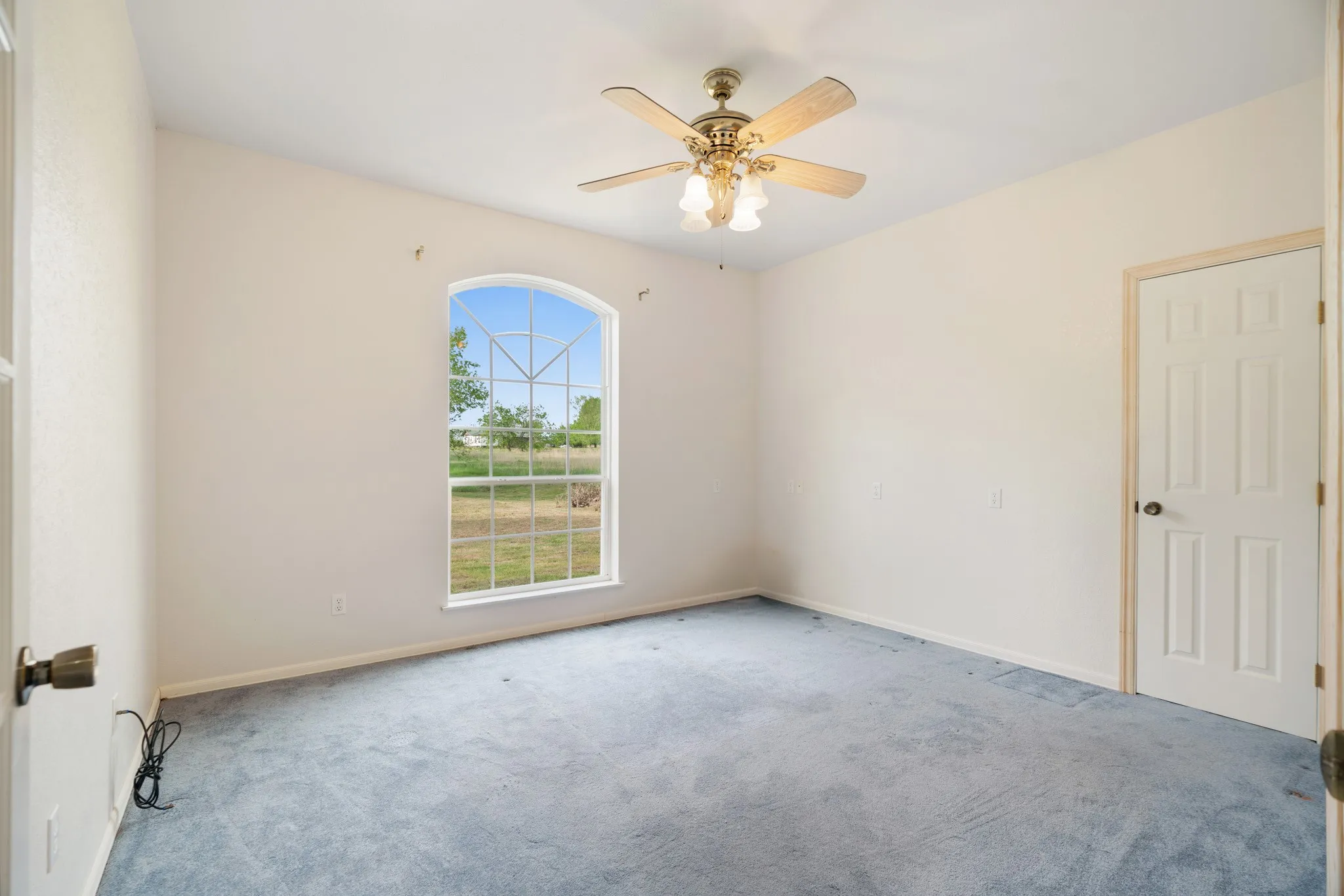 Farm For Sale in Hunt County , 6559 FM 2068, Commerce, Texas 75428, 3 Bedroom, 2 Bathroom, Garage spaces, 2,614 Sqft, built in 2007, mls#21093375, Real Estate Agent in Commerce, Homes For Sale in Hunt county, Homes For Sale in Commerce, Realtor in Commerce Texas, Real Estate Brokerage Independent Realty Texas, Luminita Cordes Realtor