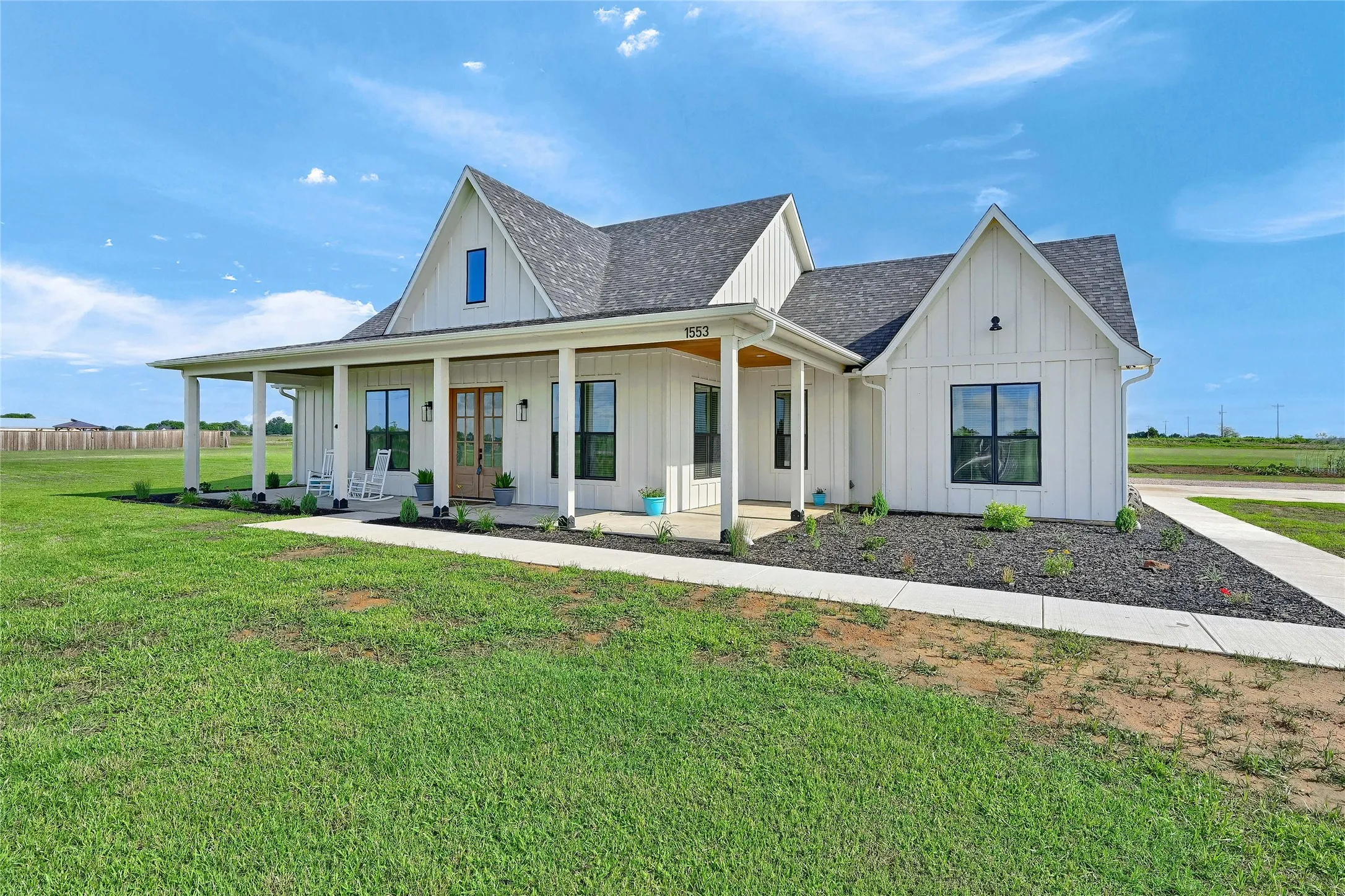Single Family Residence For Sale in Grayson County , 1553 South Road, Whitesboro, Texas 76273, 3 Bedrooms, 3 Bathrooms, 2 Garage spaces, 2,129 Sqft, built in 2022, Price $620,000, mls#21092608, Real Estate Agent in Whitesboro, Homes For Sale in Grayson county, Homes For Sale in Whitesboro, Realtor in Whitesboro Texas, Real Estate Brokerage Independent Realty Texas, Luminita Cordes Realtor