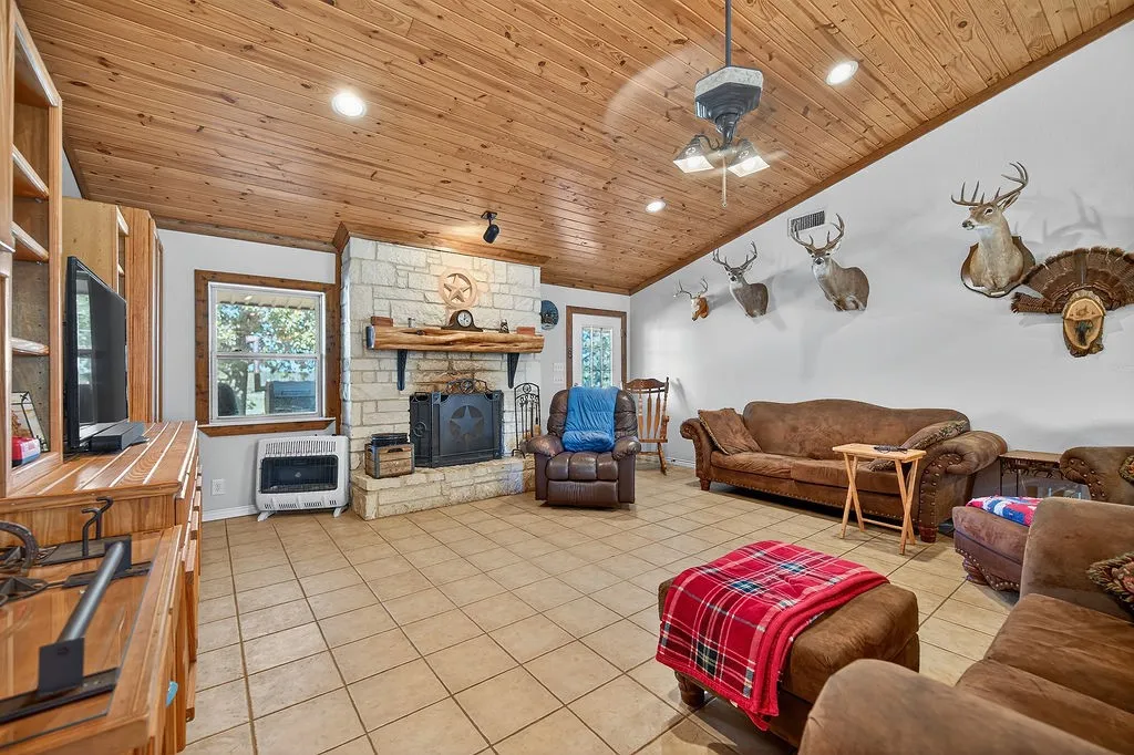 Ranch For Sale in Henderson County , 10769 County Road 3519, Murchison, Texas 75778, 0, 0, Garage spaces, 0 Sqft, built in 2003, Price $1,400,000, mls#21093658, Real Estate Agent in Murchison, Homes For Sale in Henderson county, Homes For Sale in Murchison, Realtor in Murchison Texas, Real Estate Brokerage Independent Realty Texas, Luminita Cordes Realtor