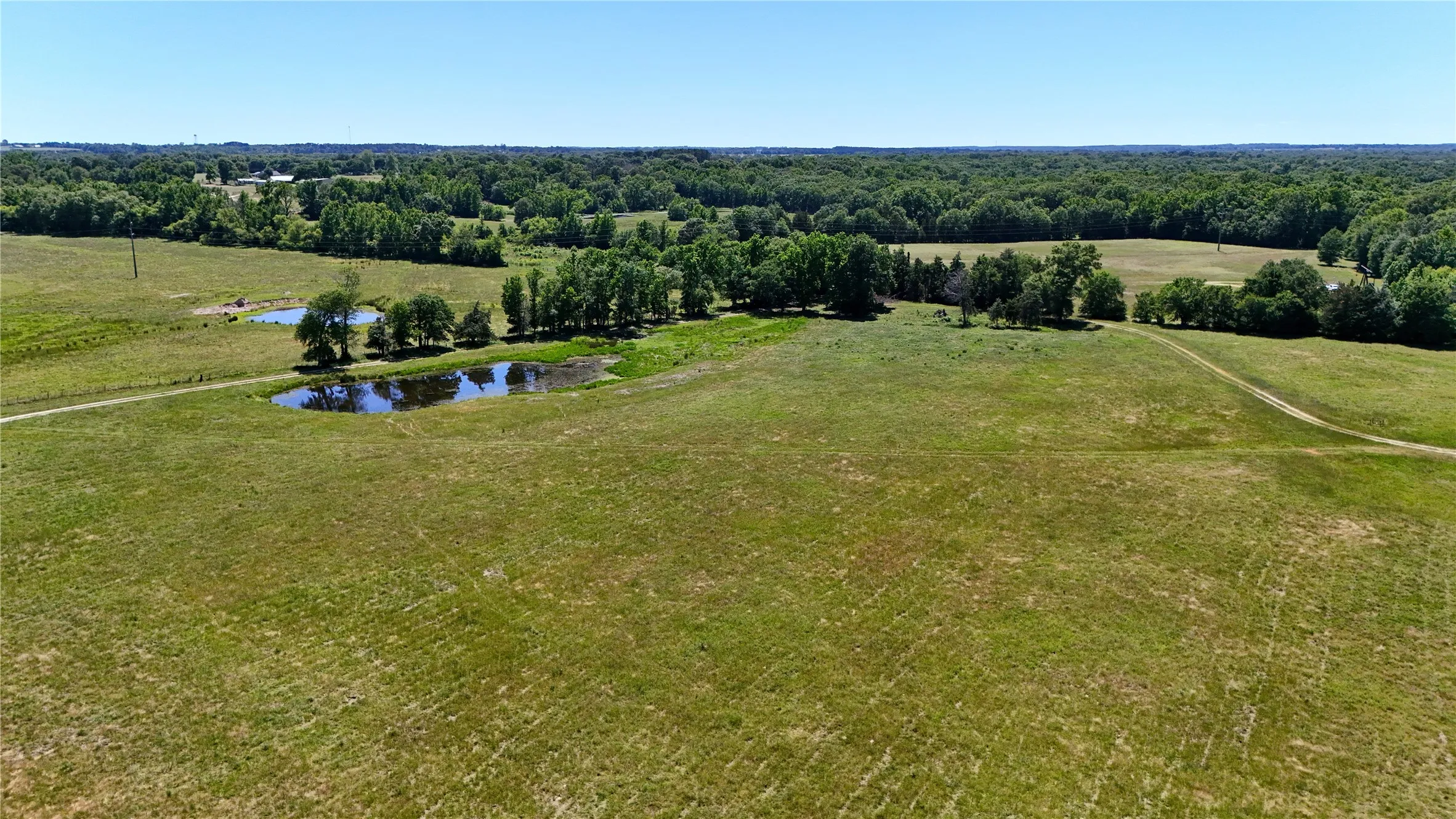 Ranch For Sale in Henderson County , 10769 County Road 3519, Murchison, Texas 75778, 0, 0, Garage spaces, 0 Sqft, built in 2003, Price $1,400,000, mls#21093658, Real Estate Agent in Murchison, Homes For Sale in Henderson county, Homes For Sale in Murchison, Realtor in Murchison Texas, Real Estate Brokerage Independent Realty Texas, Luminita Cordes Realtor