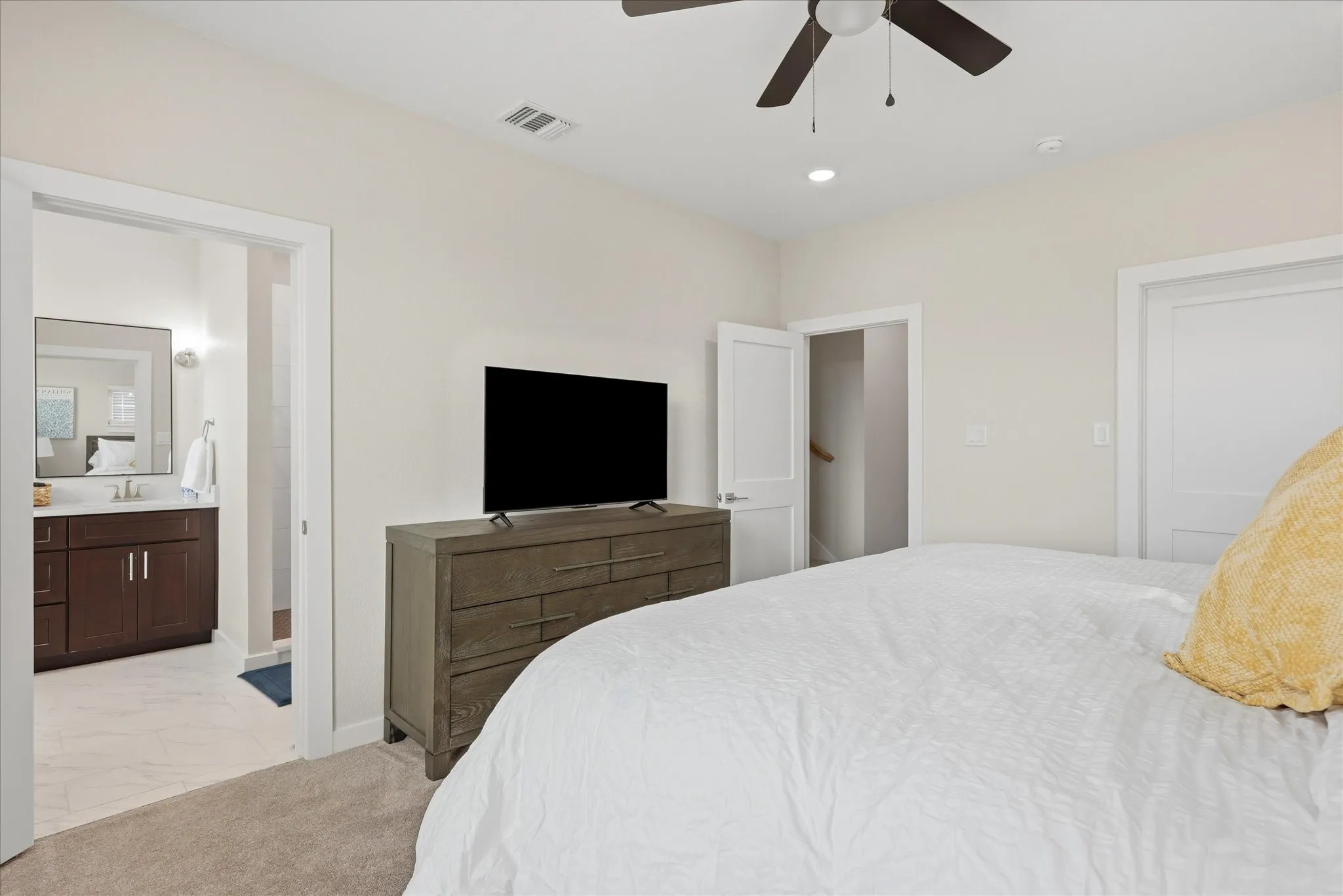 Single Family Residence For Sale in Erath County , 138 Clark, Stephenville, Texas 76401, 3 Bedroom, 3 Bathroom, 2 Garage spaces, 2,175 Sqft, built in 2025, mls#21094178, Real Estate Agent in Stephenville, Homes For Sale in Erath county, Homes For Sale in Stephenville, Realtor in Stephenville Texas, Real Estate Brokerage Independent Realty Texas, Luminita Cordes Realtor