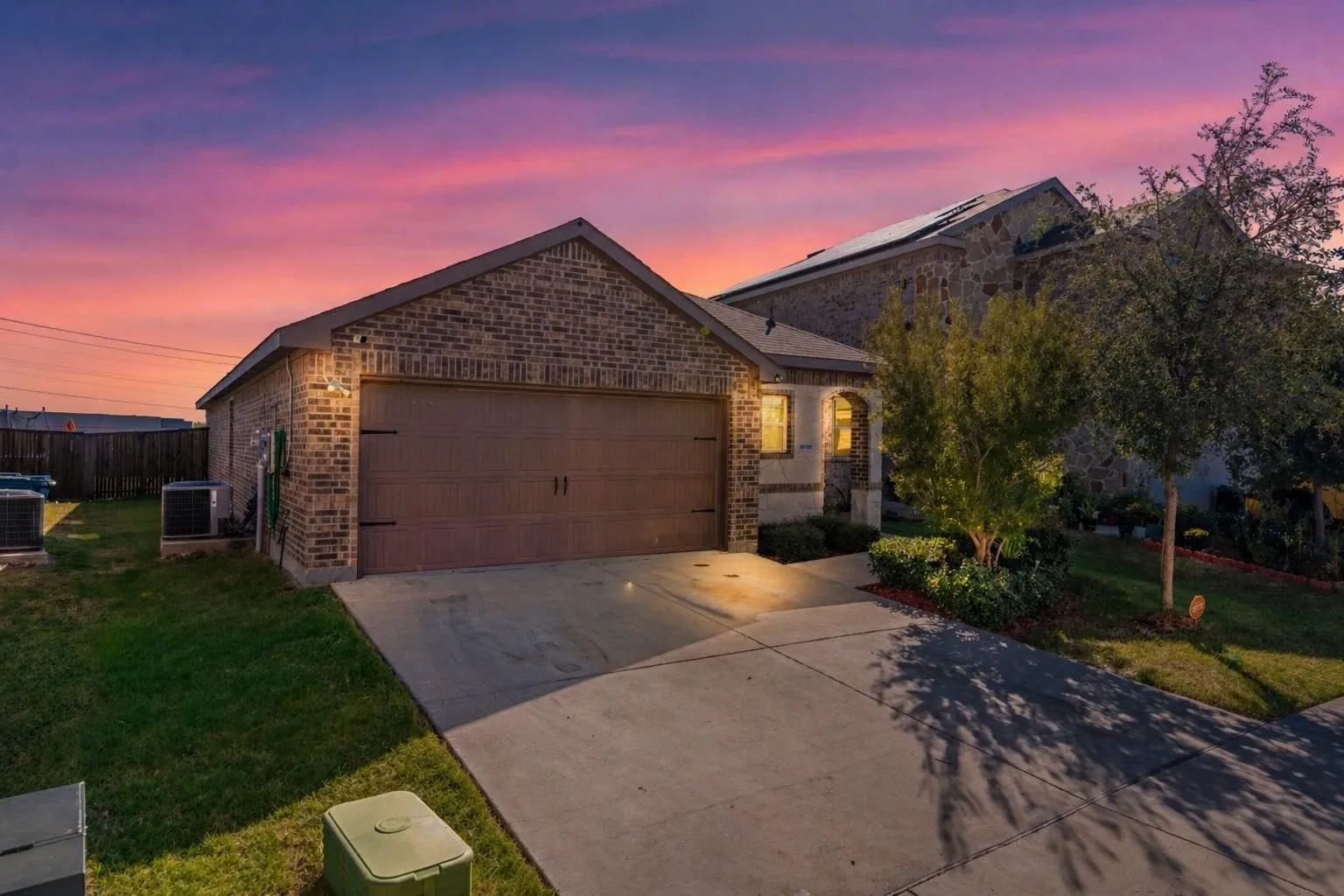 Single Family Residence For Sale in Kaufman County , 1018 Old Oaks Drive, Forney, Texas 75126, 3 Bedroom, 2 Bathroom, 2 Garage spaces, 1,510 Sqft, built in 2021, Preowned, mls#21094230, Real Estate Agent in Forney, Homes For Sale in Kaufman county, Homes For Sale in Forney, Realtor in Forney Texas, Real Estate Brokerage Independent Realty Texas, Luminita Cordes Realtor