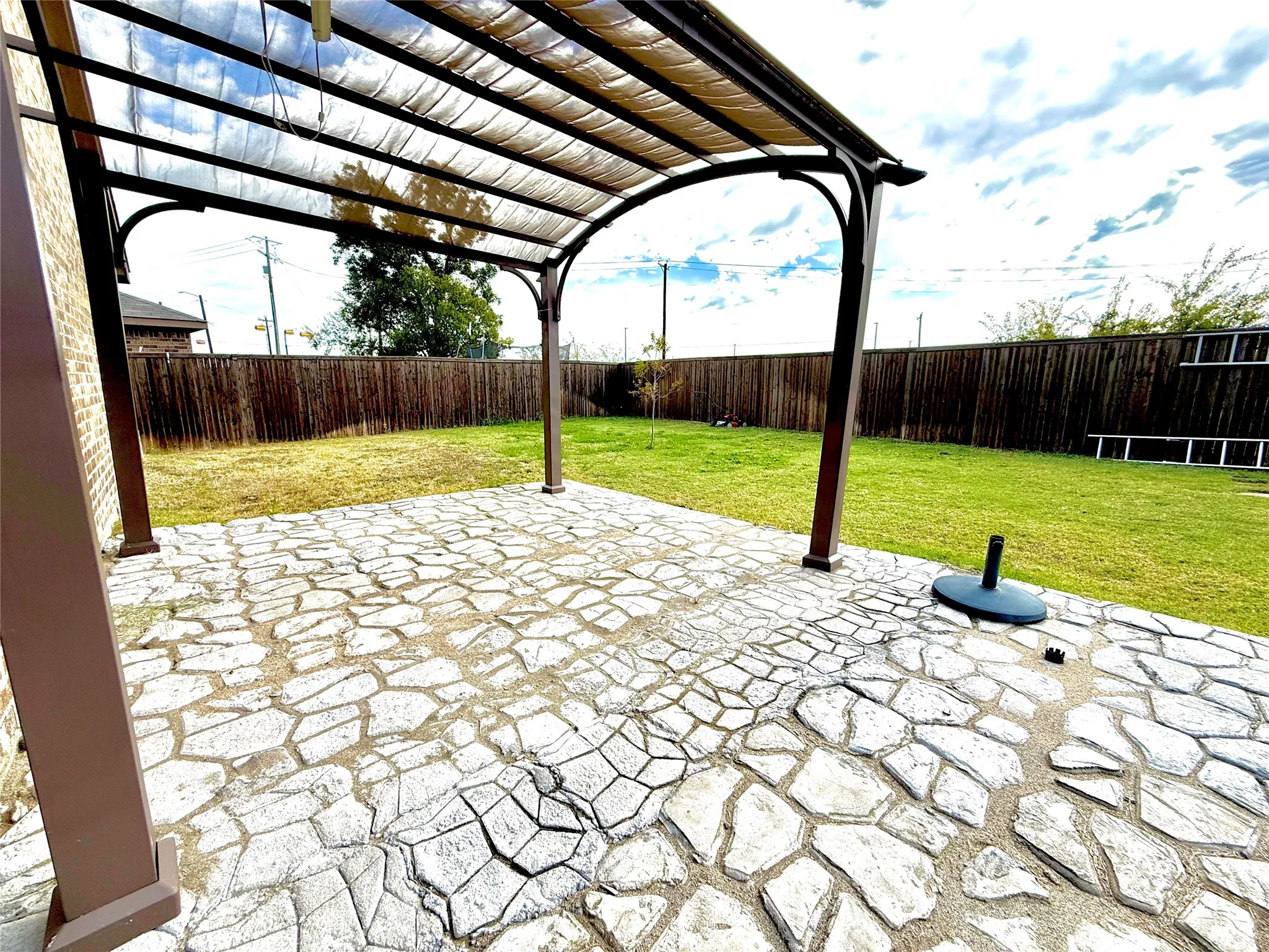 Single Family Residence For Sale in Kaufman County , 1018 Old Oaks Drive, Forney, Texas 75126, 3 Bedroom, 2 Bathroom, 2 Garage spaces, 1,510 Sqft, built in 2021, Preowned, mls#21094230, Real Estate Agent in Forney, Homes For Sale in Kaufman county, Homes For Sale in Forney, Realtor in Forney Texas, Real Estate Brokerage Independent Realty Texas, Luminita Cordes Realtor