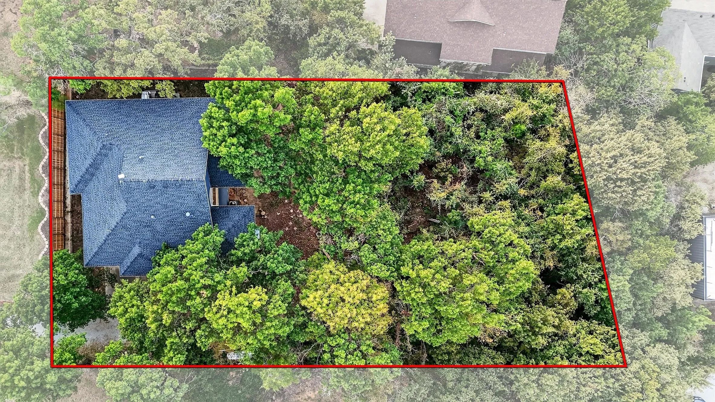 Single Family Residence For Sale in Grayson County , 258 Lou Sand Hill Road, Pottsboro, Texas 75076, 4 Bedroom, 4 Bathroom, 2 Garage spaces, 3,693 Sqft, built in 2000, Preowned, mls#21093695, Real Estate Agent in Pottsboro, Homes For Sale in Grayson county, Homes For Sale in Pottsboro, Realtor in Pottsboro Texas, Real Estate Brokerage Independent Realty Texas, Luminita Cordes Realtor