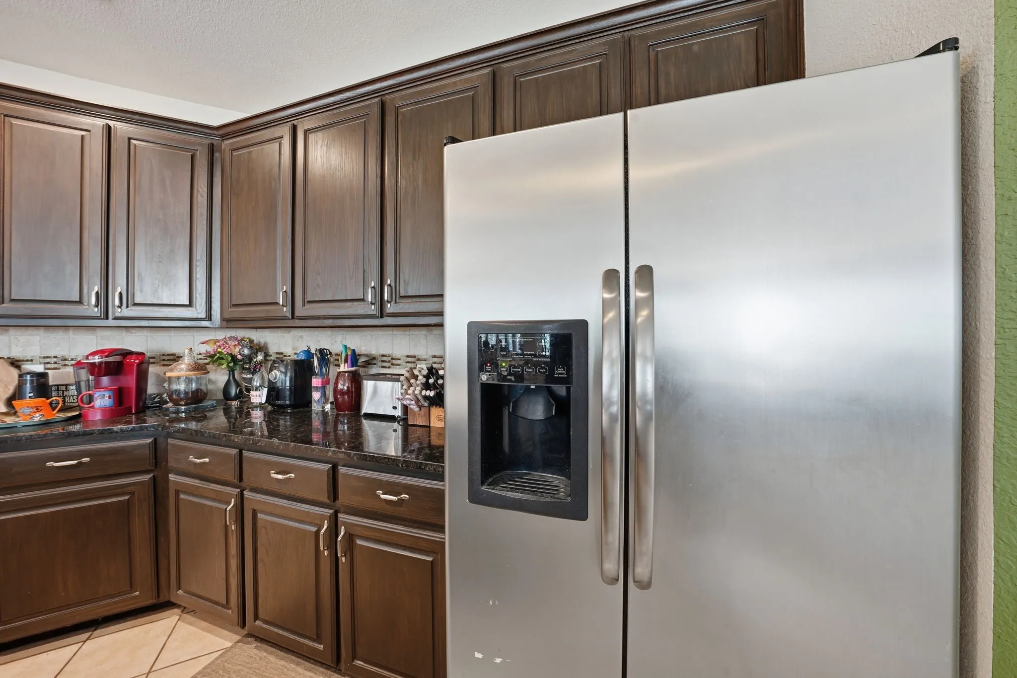 Single Family Residence For Sale in Tarrant County , 5010 Coventry Lane, Arlington, Texas 76017, 5 Bedrooms, 5 Bathrooms, 3 Garage spaces, 3,694 Sqft, built in 1999, Preowned, Price $473,900, mls#21092929, Real Estate Agent in Arlington, Homes For Sale in Tarrant county, Homes For Sale in Arlington, Realtor in Arlington Texas, Real Estate Brokerage Independent Realty Texas, Luminita Cordes Realtor