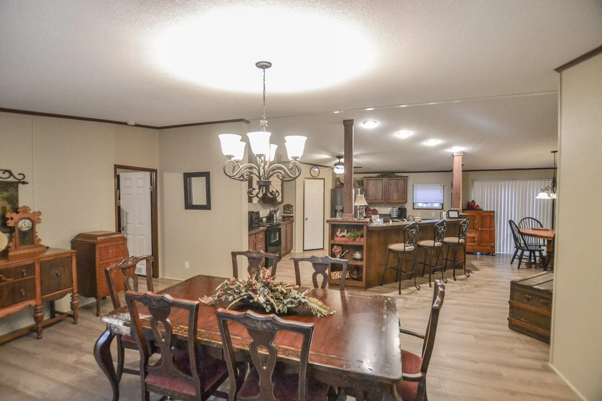 Mobile Home For Sale in Henderson County , 0 COUNTY ROAD 3409, Chandler, Texas 75758, 4 Bedrooms, 2 Bathrooms, Garage spaces, 2,250 Sqft, built in 2012, Price $699,400, mls#21094701, Real Estate Agent in Chandler, Homes For Sale in Henderson county, Homes For Sale in Chandler, Realtor in Chandler Texas, Real Estate Brokerage Independent Realty Texas, Luminita Cordes Realtor