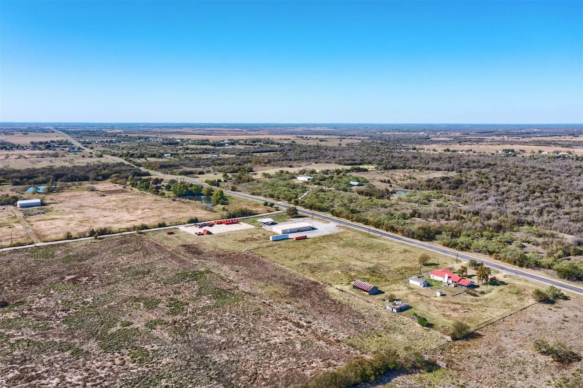 Industrial For Rent in Grayson County , 20110 W Hwy 56, Sherman, Texas 75092, 0, 0, Garage spaces, 0 Sqft, built in 2000, Preowned, Price $4,500, mls#21094771, Real Estate Agent in Sherman, Homes For Rent in Grayson county, Homes For Rent in Sherman, Realtor in Sherman Texas, Real Estate Brokerage Independent Realty Texas, Luminita Cordes Realtor