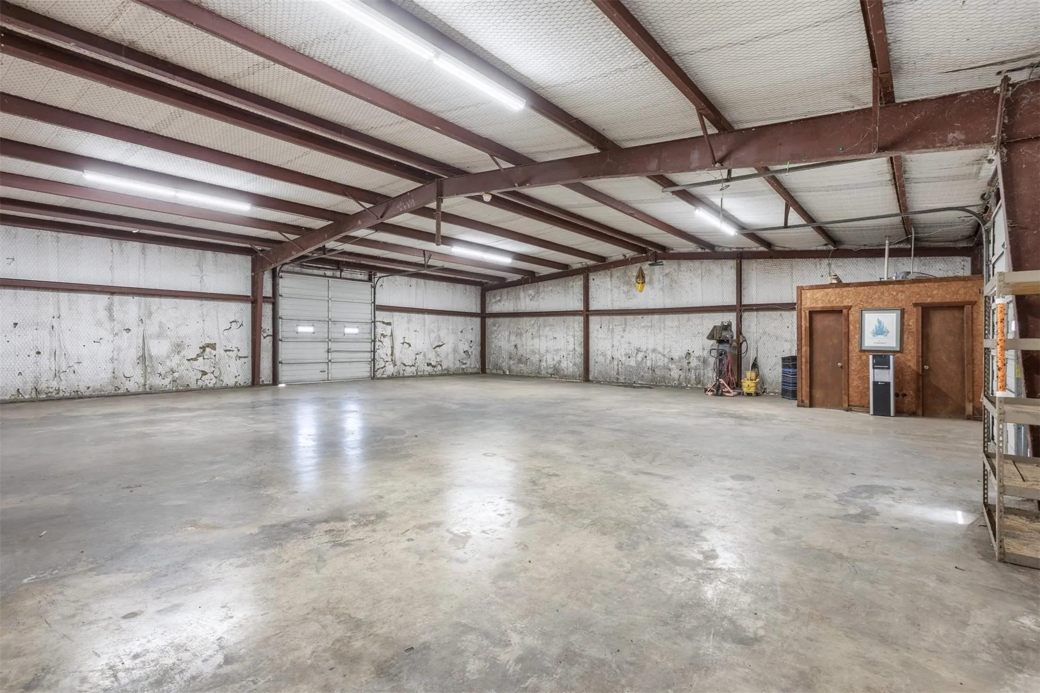 Industrial For Rent in Grayson County , 20110 W Hwy 56, Sherman, Texas 75092, 0, 0, Garage spaces, 0 Sqft, built in 2000, Preowned, Price $4,500, mls#21094771, Real Estate Agent in Sherman, Homes For Rent in Grayson county, Homes For Rent in Sherman, Realtor in Sherman Texas, Real Estate Brokerage Independent Realty Texas, Luminita Cordes Realtor