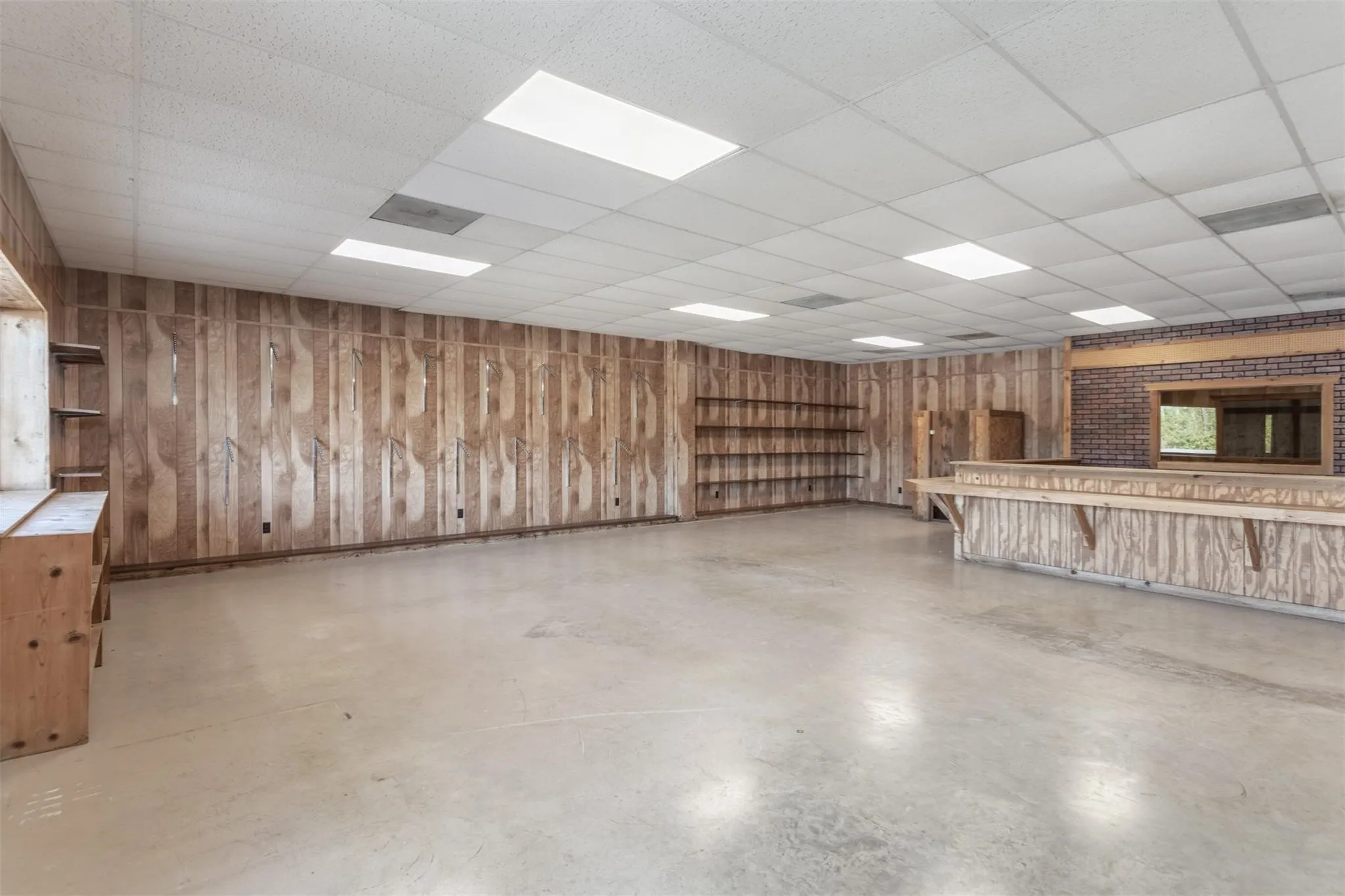 Industrial For Rent in Grayson County , 20110 W Hwy 56, Sherman, Texas 75092, 0, 0, Garage spaces, 0 Sqft, built in 2000, Preowned, Price $4,500, mls#21094771, Real Estate Agent in Sherman, Homes For Rent in Grayson county, Homes For Rent in Sherman, Realtor in Sherman Texas, Real Estate Brokerage Independent Realty Texas, Luminita Cordes Realtor